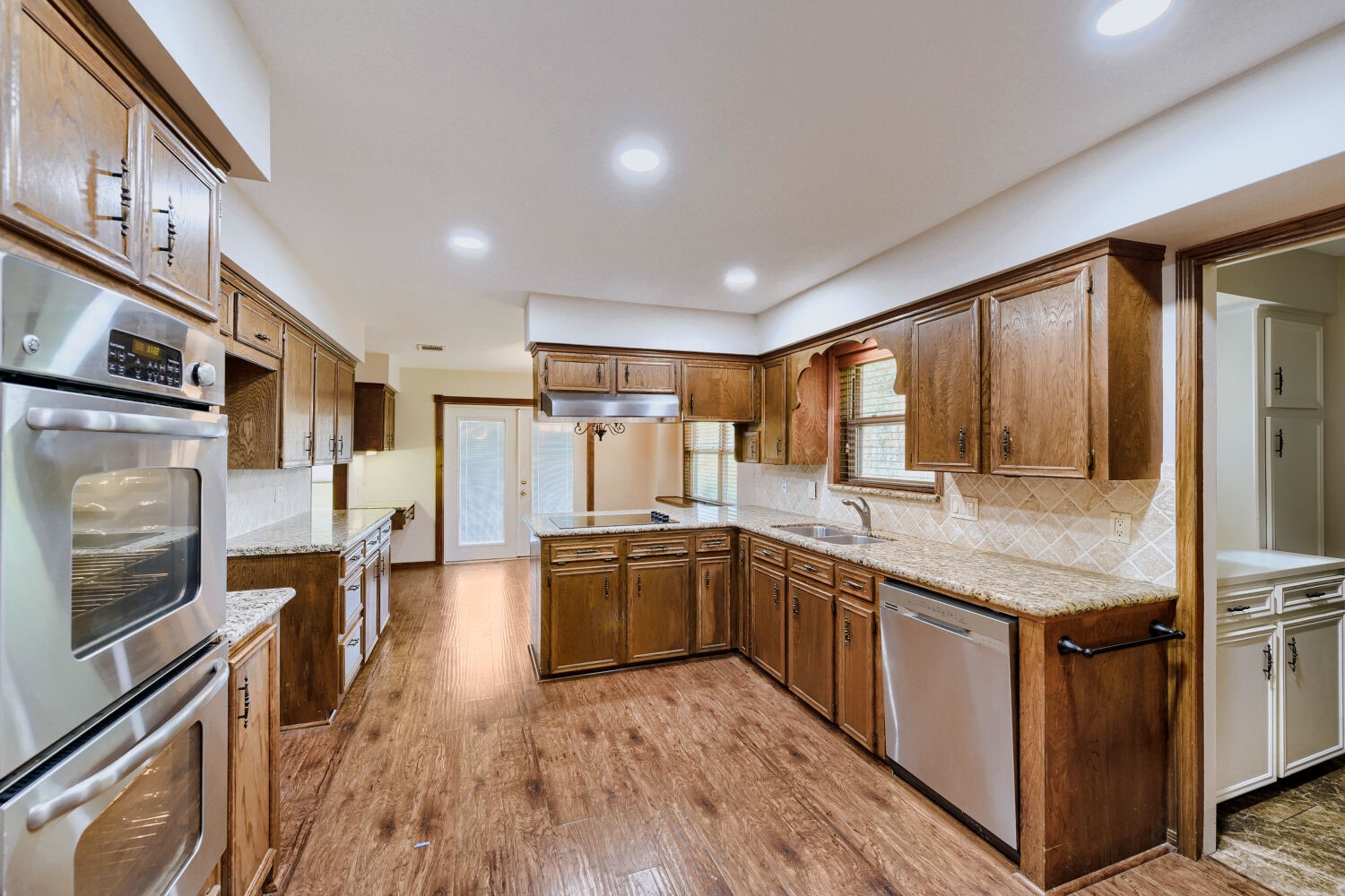 3418 Crow Valley Drive Property Photo 9