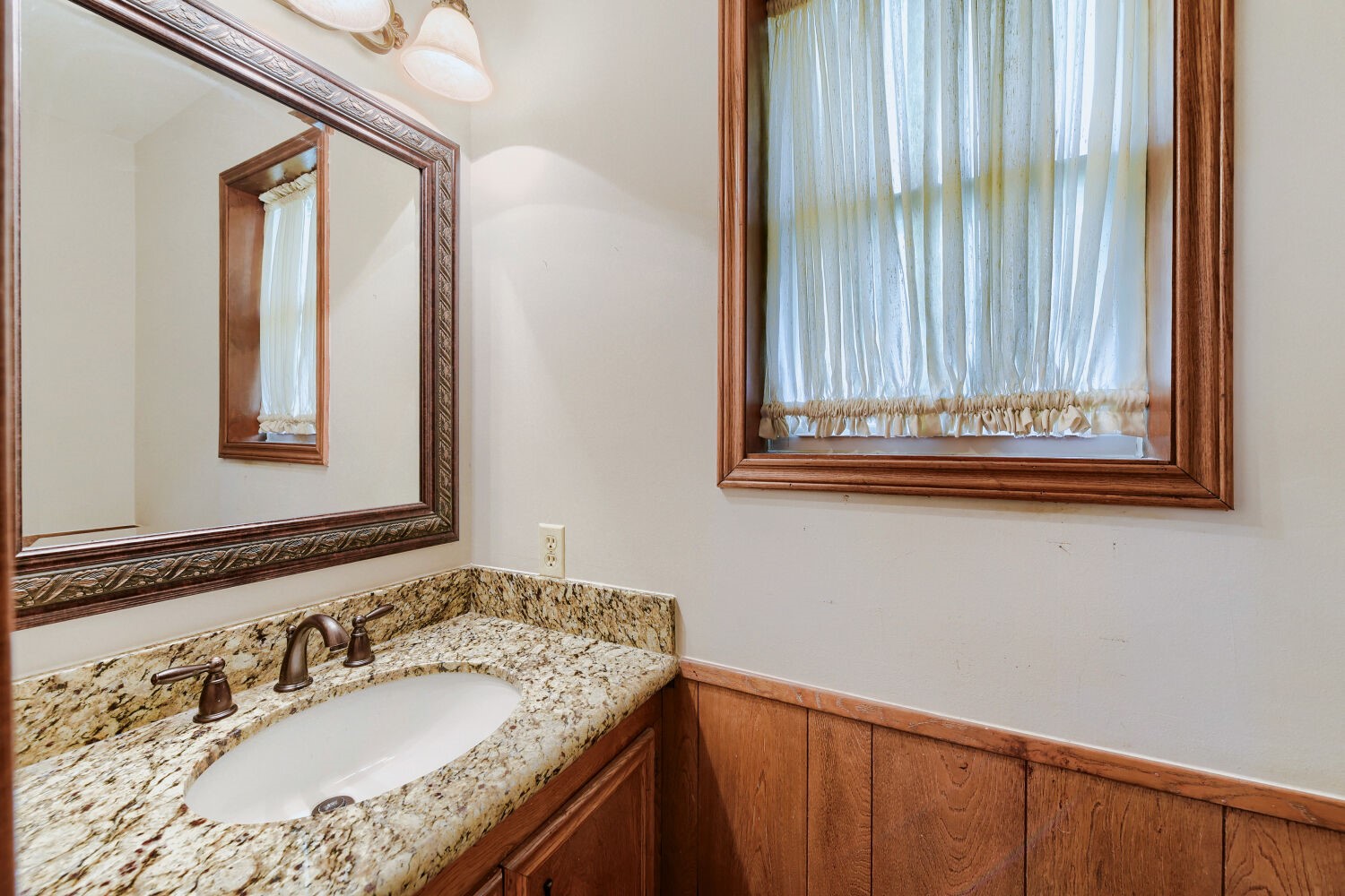 3418 Crow Valley Drive Property Photo 14