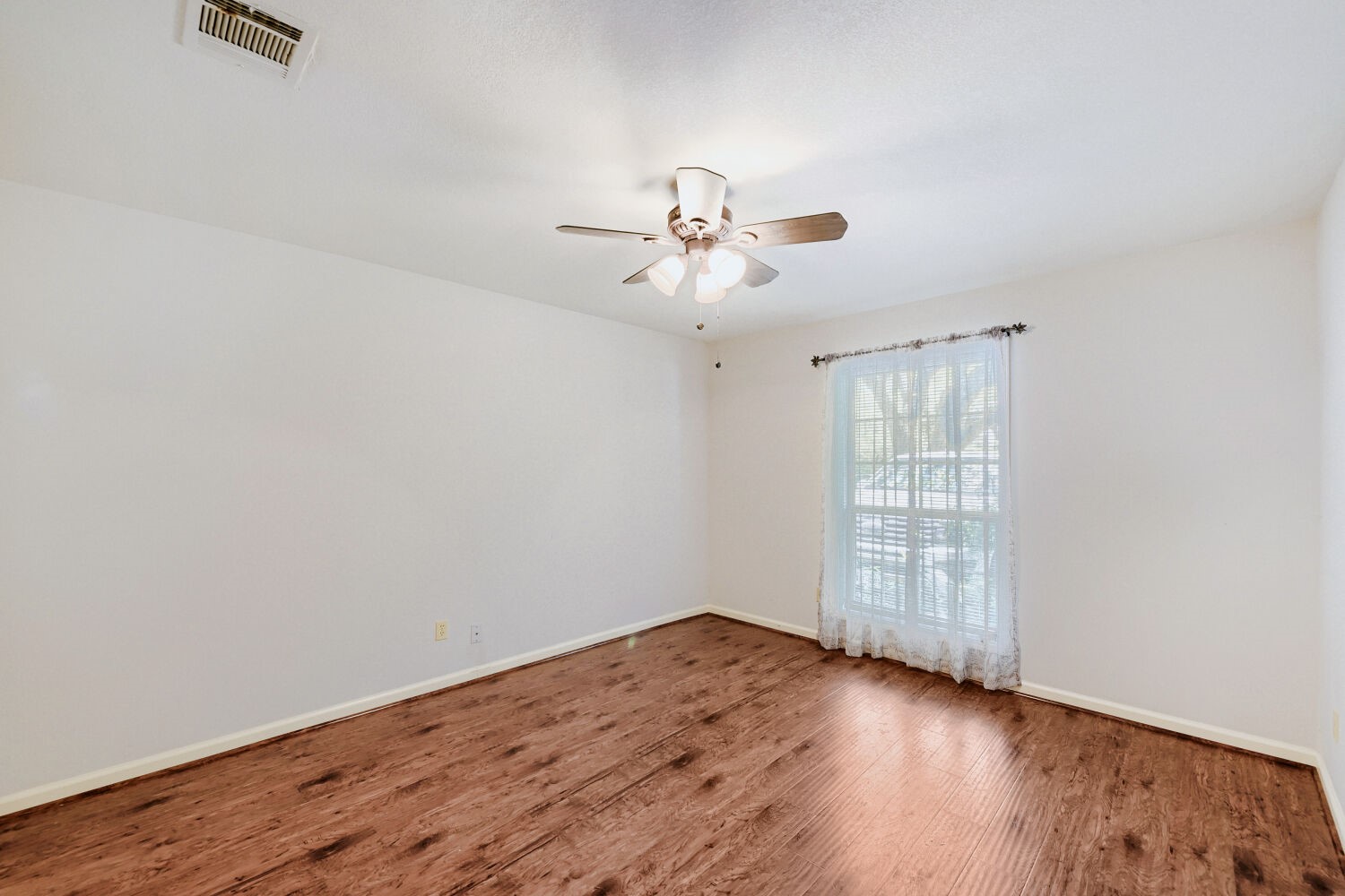 3418 Crow Valley Drive Property Photo 24