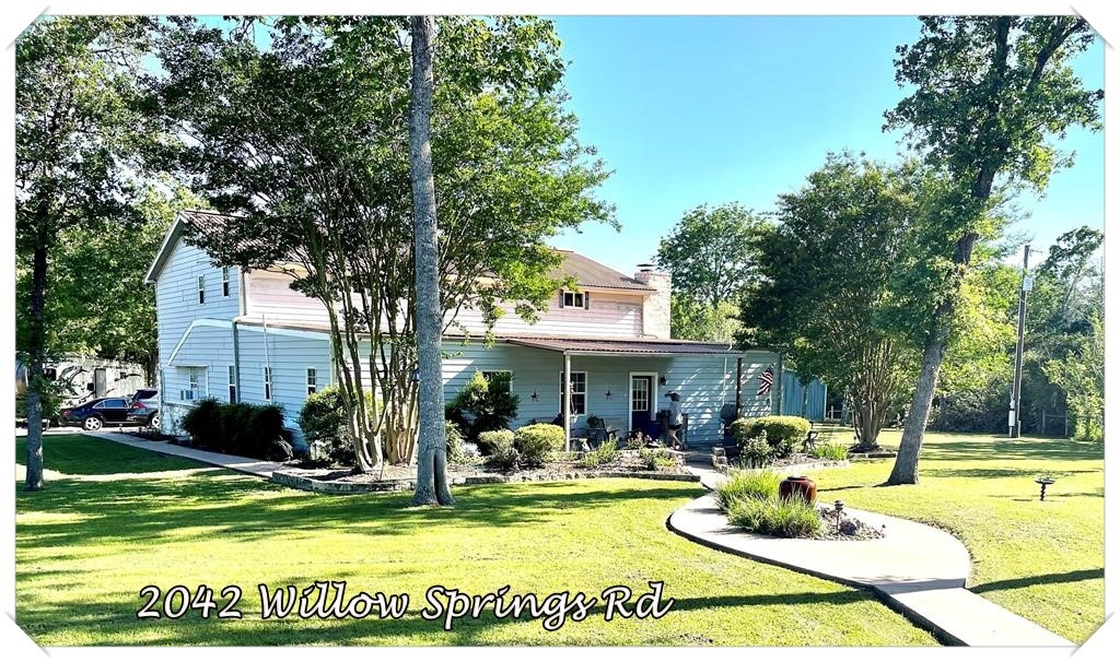 2042 Willow Springs Road Property Photo 1