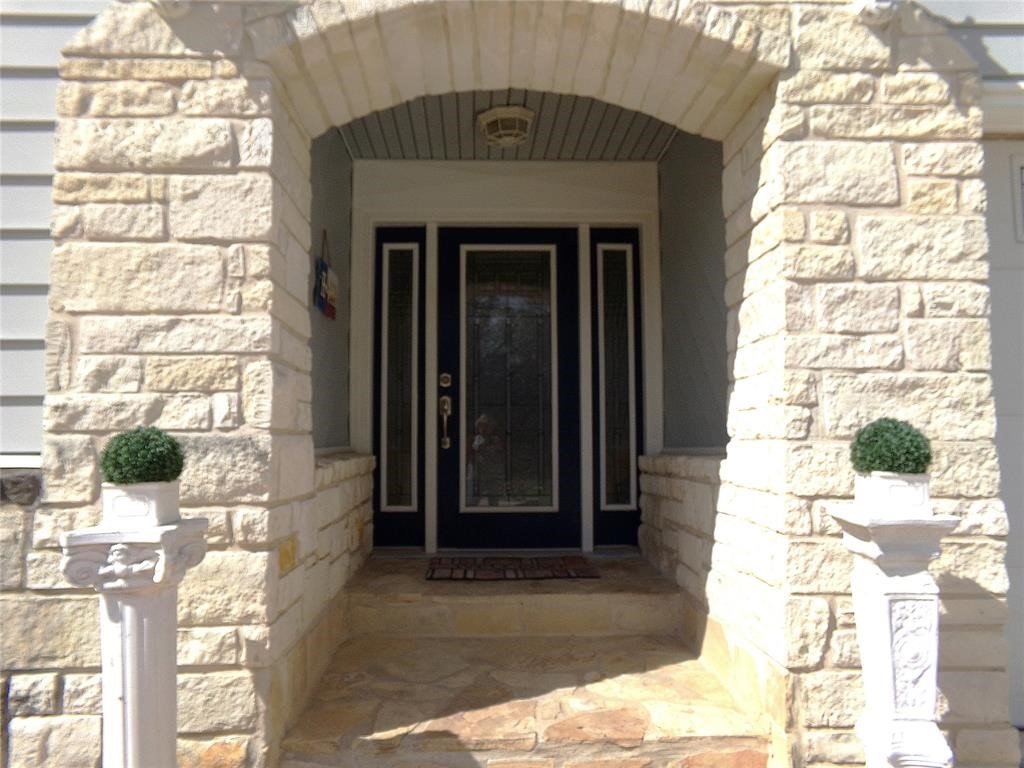 2042 Willow Springs Road Property Photo 3