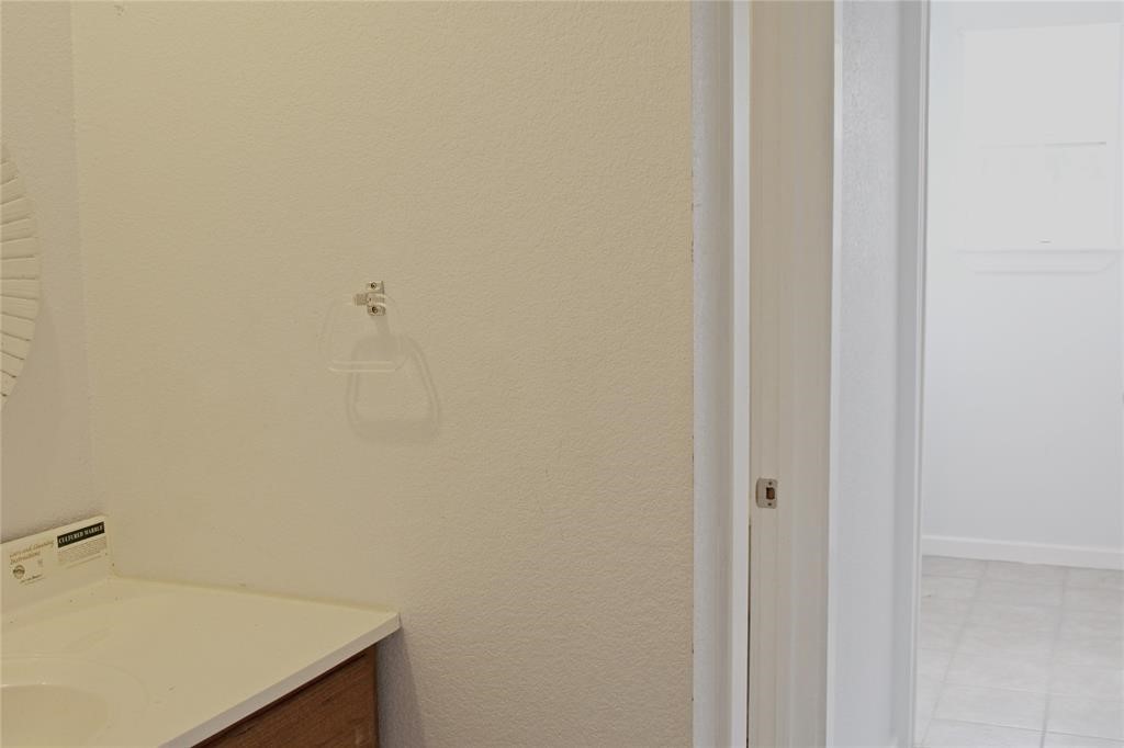 2042 Willow Springs Road Property Photo 28