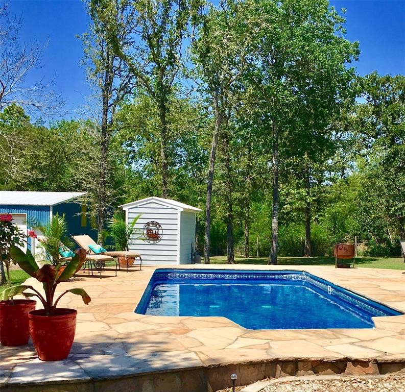 2042 Willow Springs Road Property Photo 35