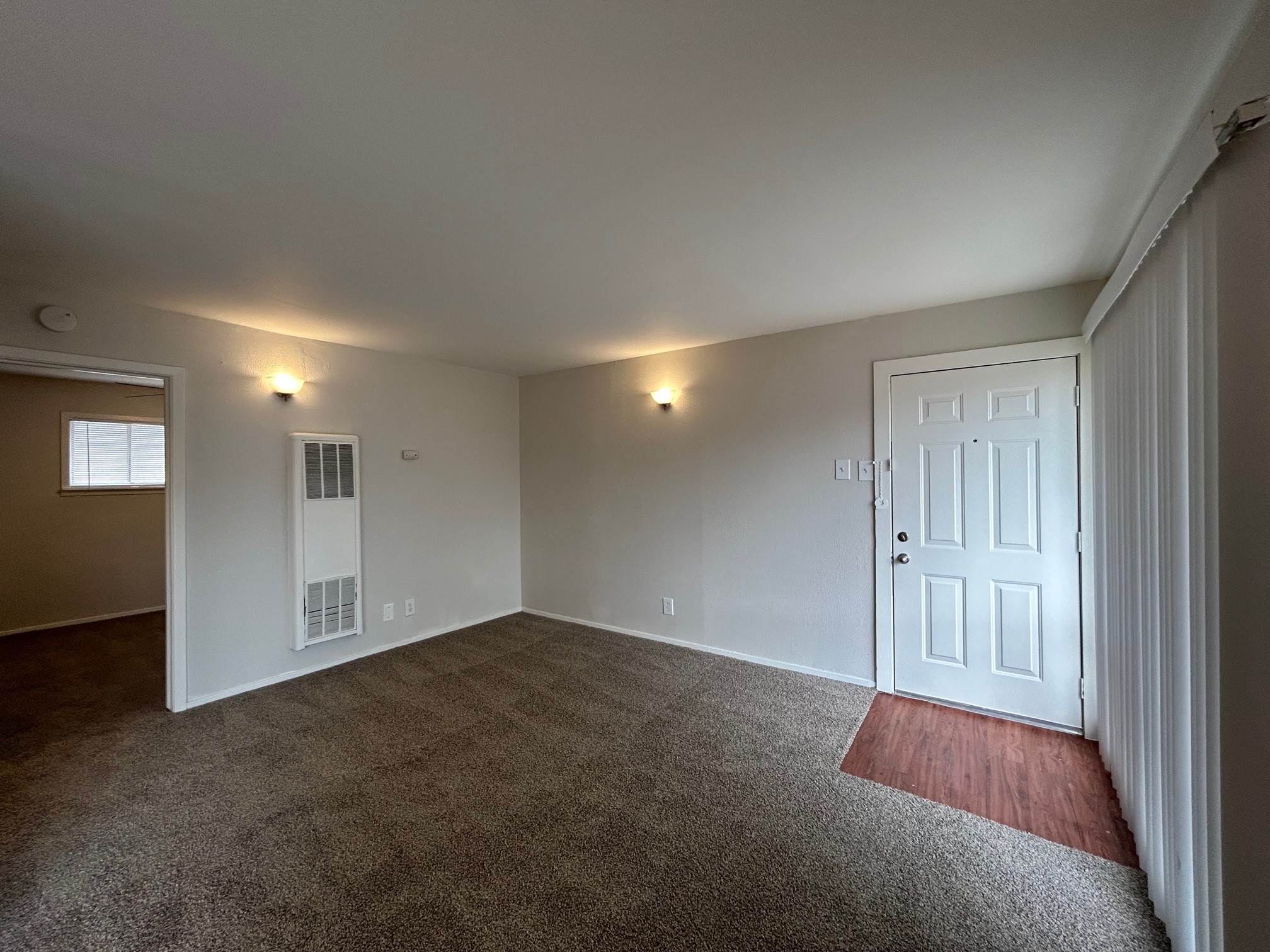 3629 N Mac Gregor Way 35 Property Photo 5