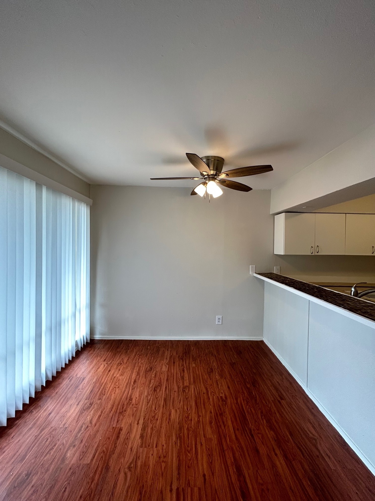 3629 N Mac Gregor Way 35 Property Photo 6