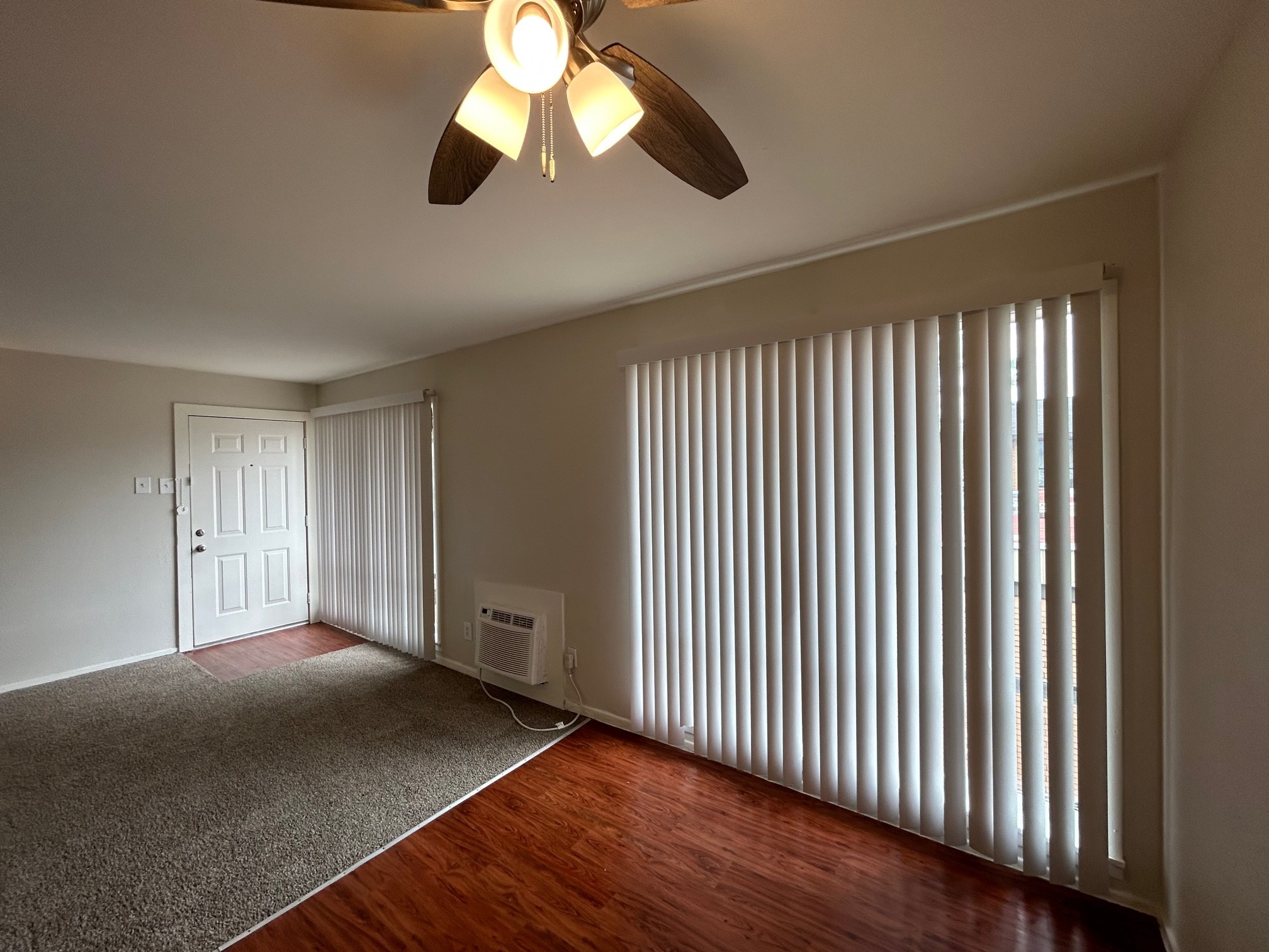 3629 N Mac Gregor Way 35 Property Photo 8