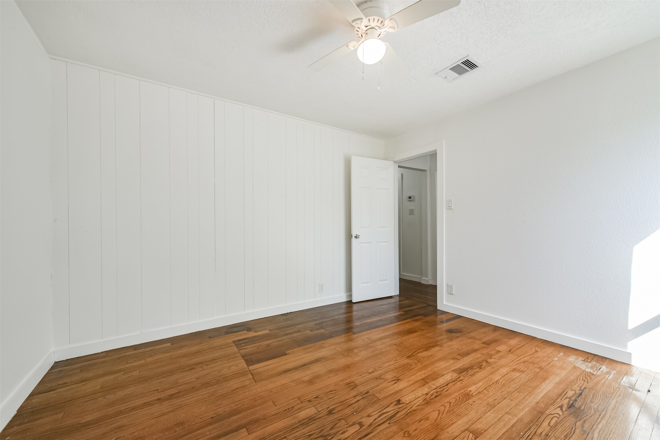 7546 Greendowns Street Property Photo 24