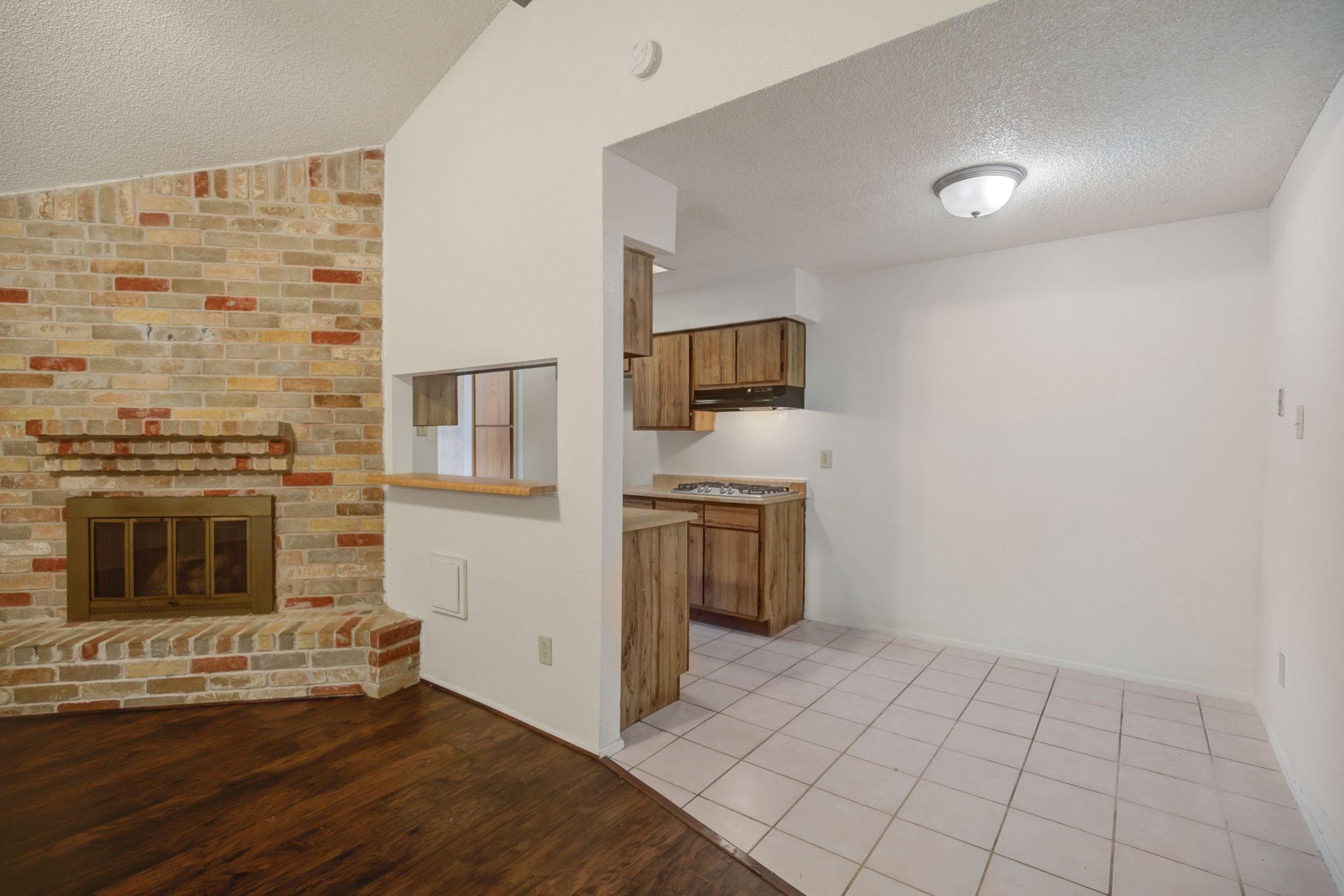 12718 Panay Drive Property Photo 8