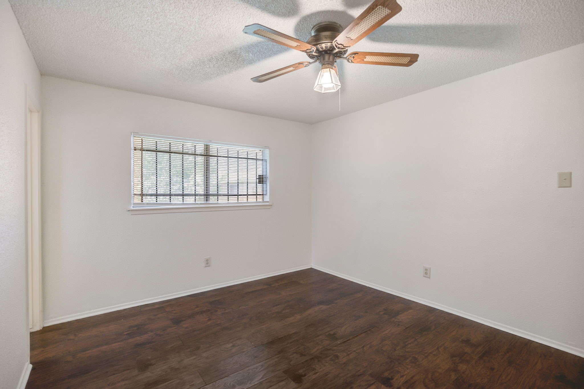 12718 Panay Drive Property Photo 16