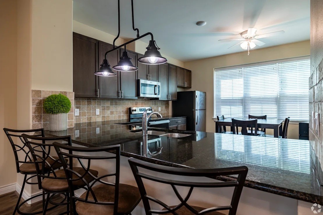 3730 3730 601 Property Photo 1