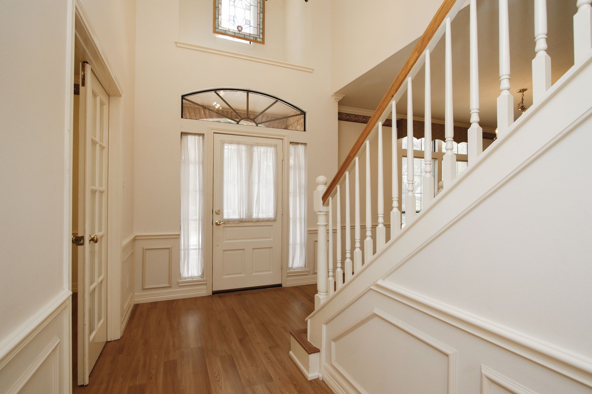 13618 Shadow Falls Ct Property Photo 6
