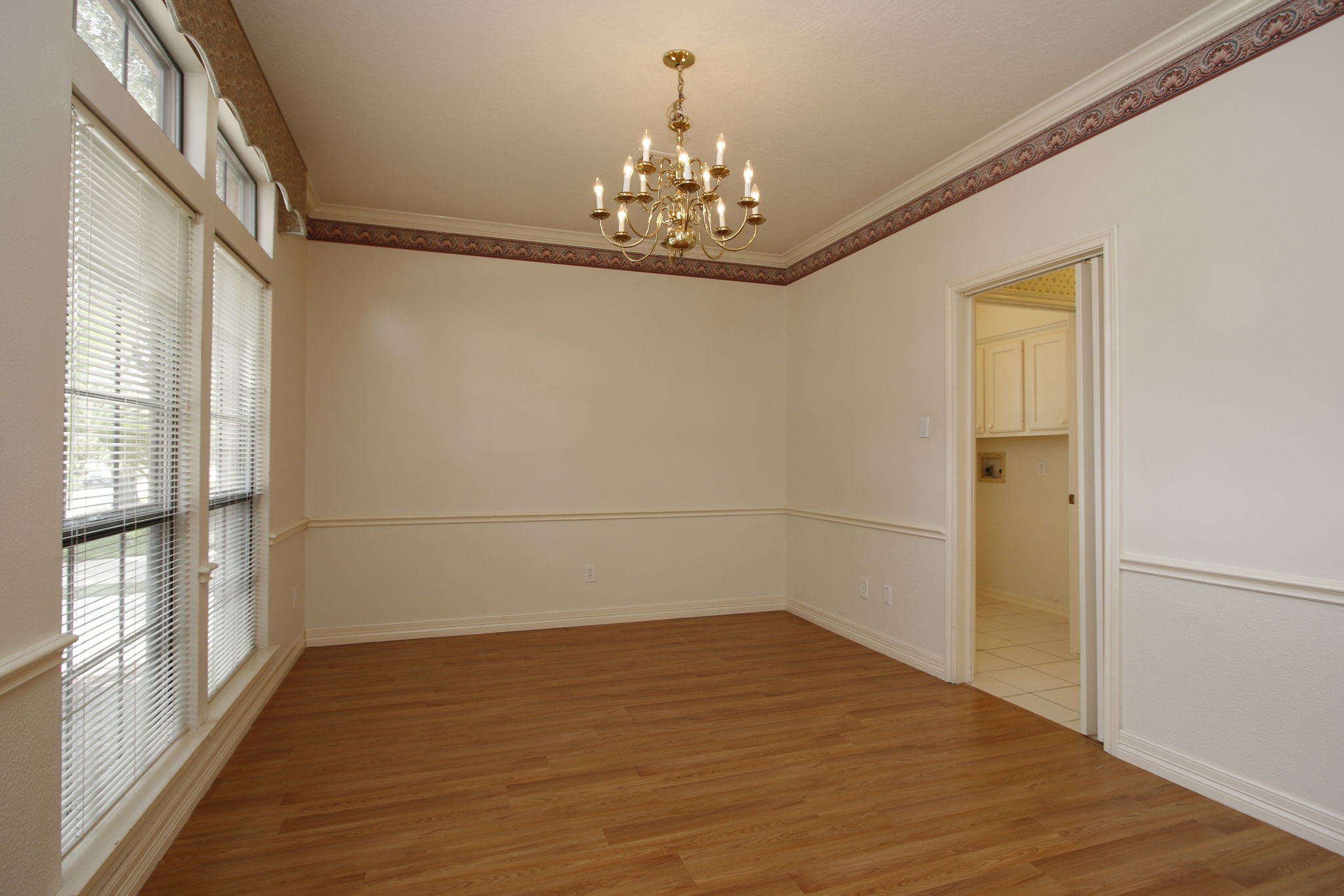 13618 Shadow Falls Ct Property Photo 9