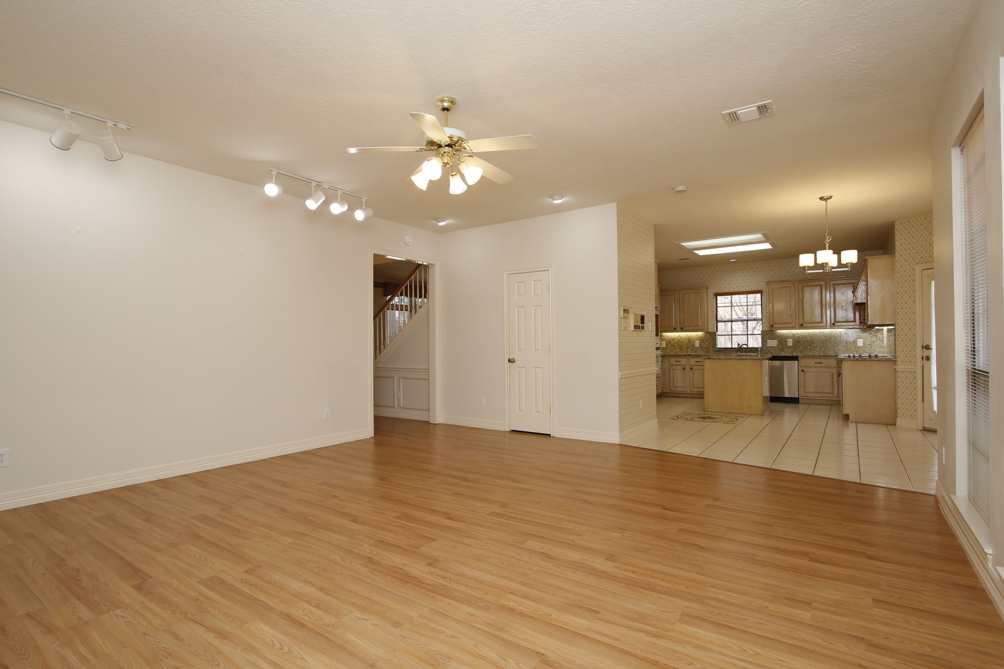 13618 Shadow Falls Ct Property Photo 14