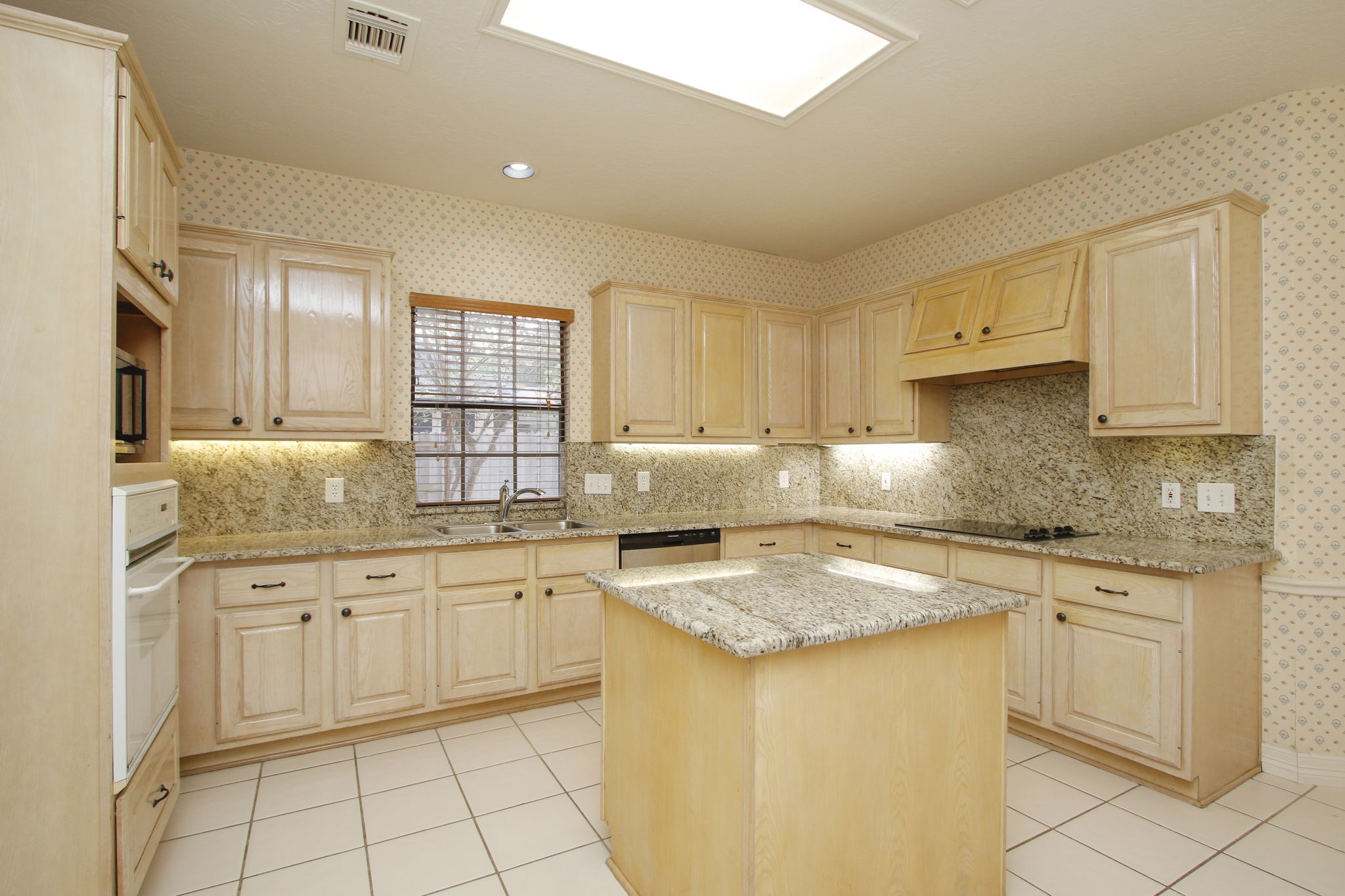 13618 Shadow Falls Ct Property Photo 18