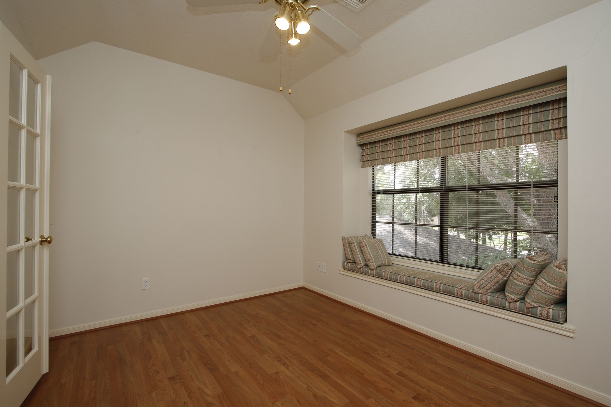 13618 Shadow Falls Ct Property Photo 25