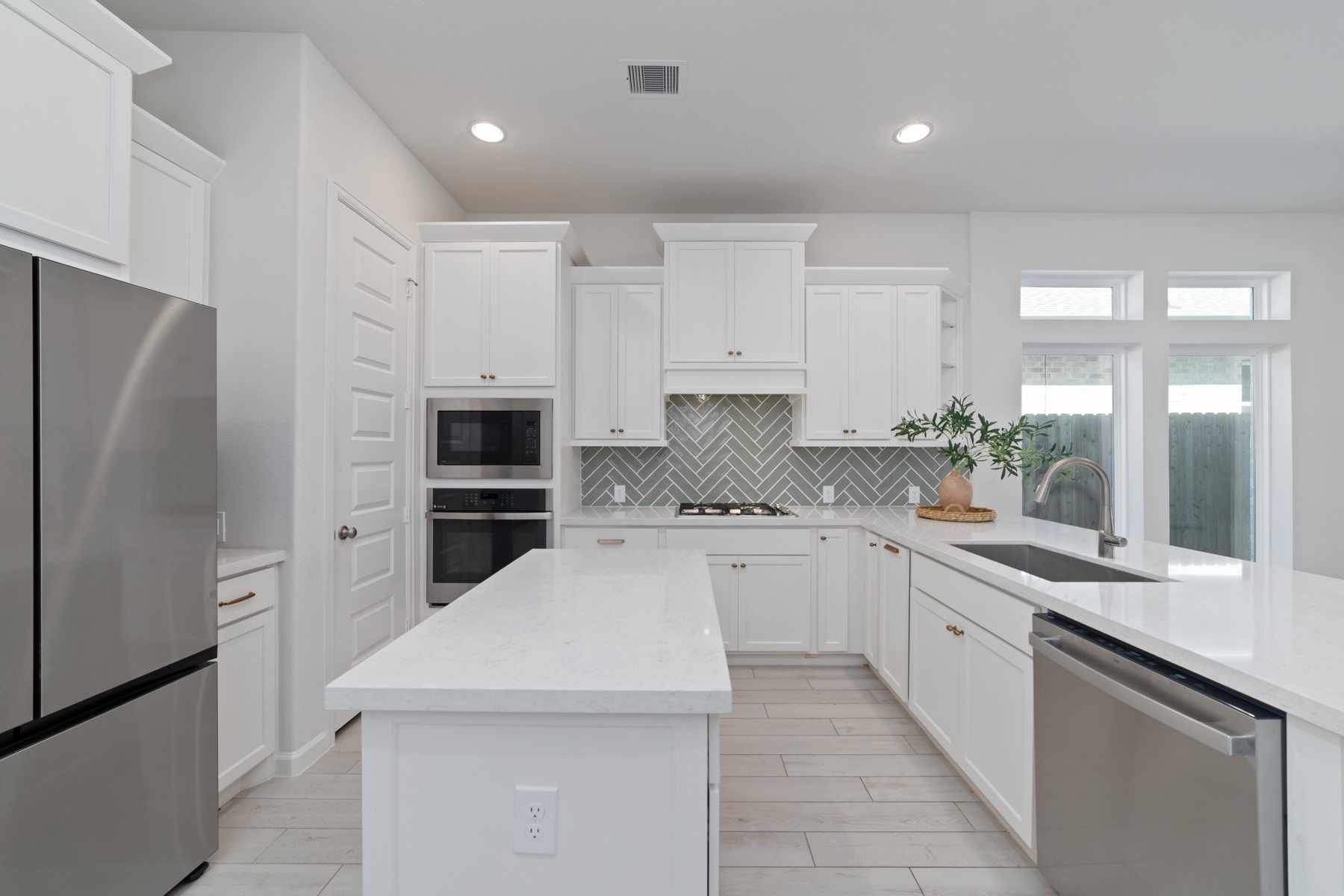 142 Amaranth Way Property Photo 13