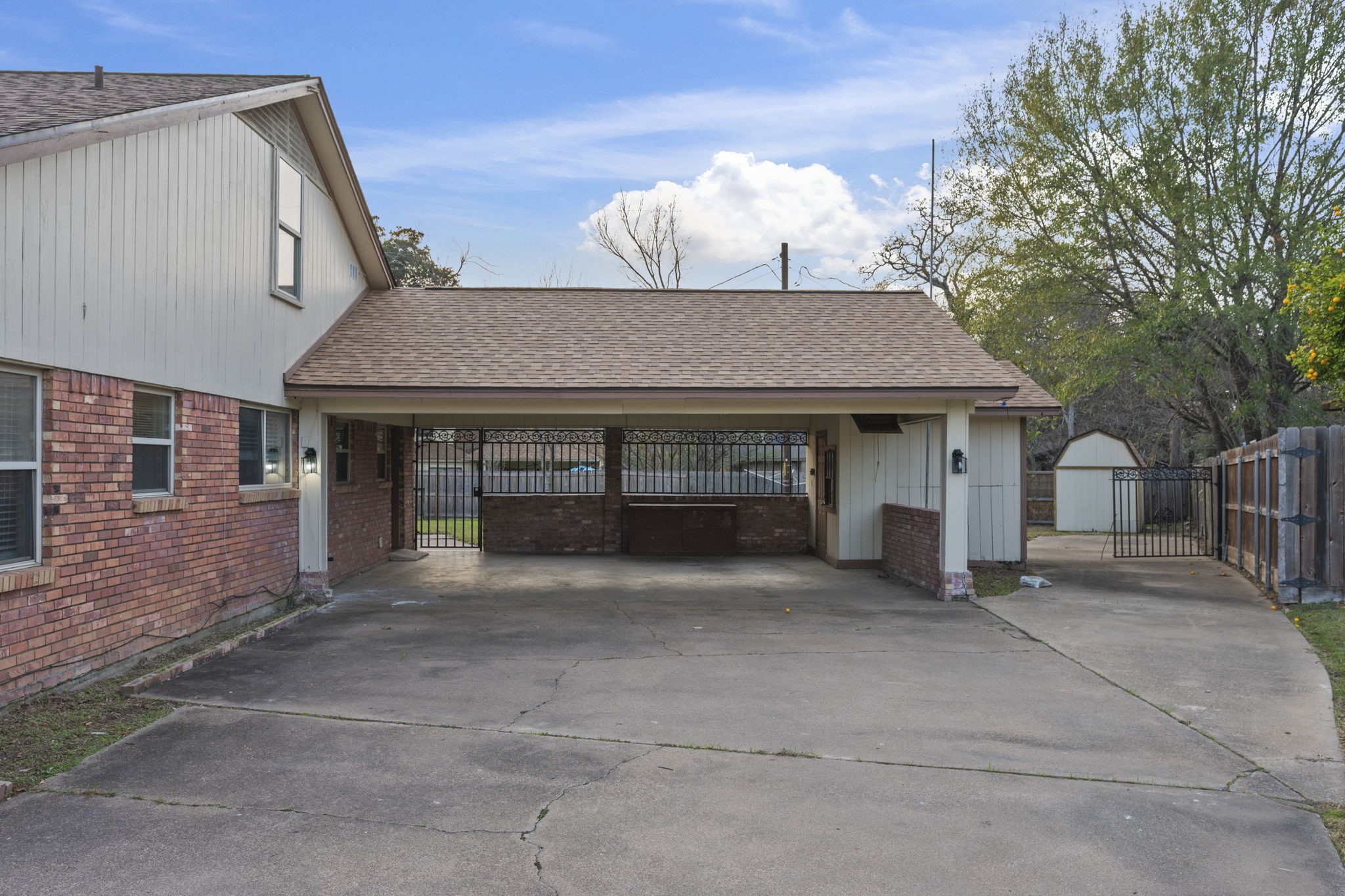 2606 Melba Circle Property Photo 3