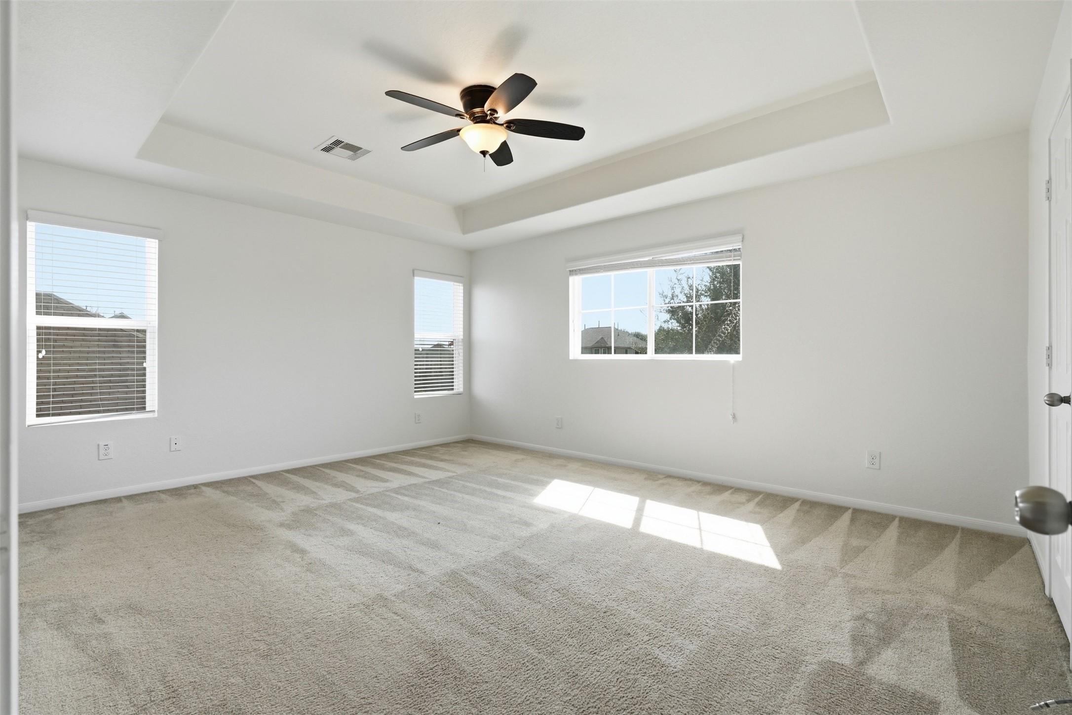 2714 Finwood Drive Property Photo 34