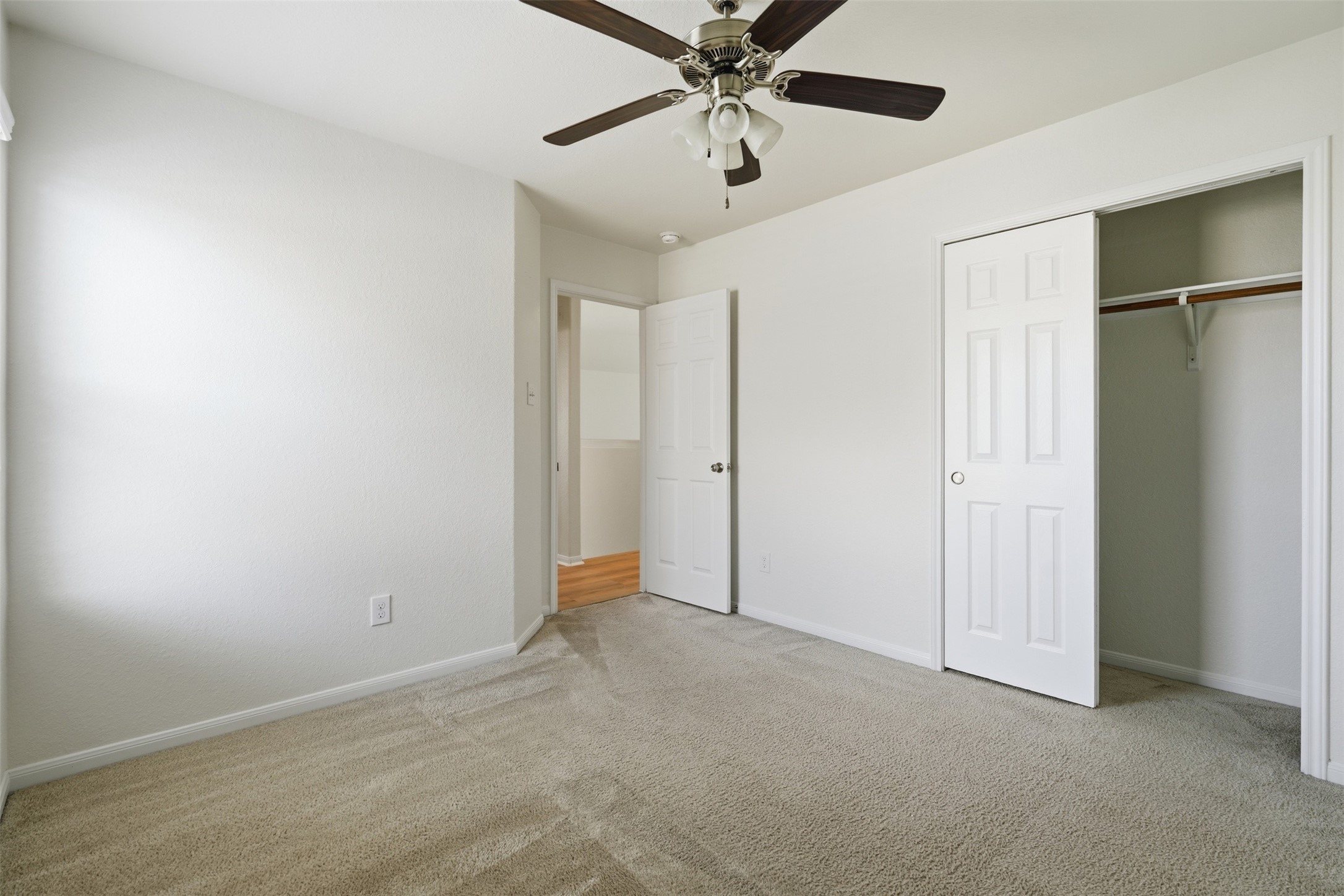 2714 Finwood Drive Property Photo 35