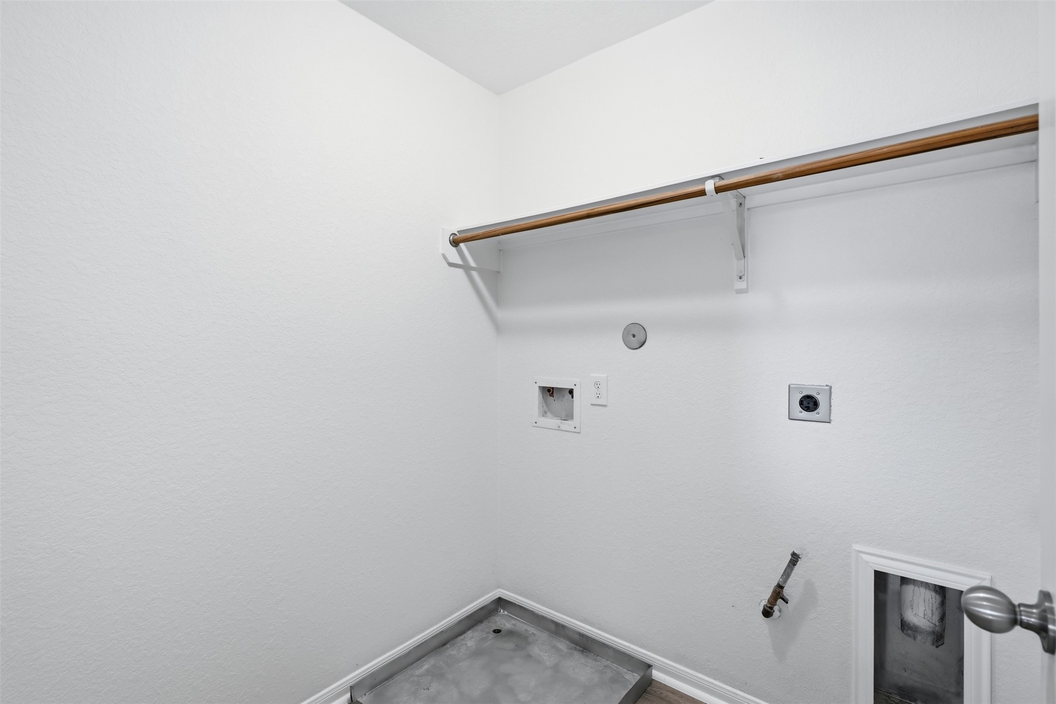 2714 Finwood Drive Property Photo 36