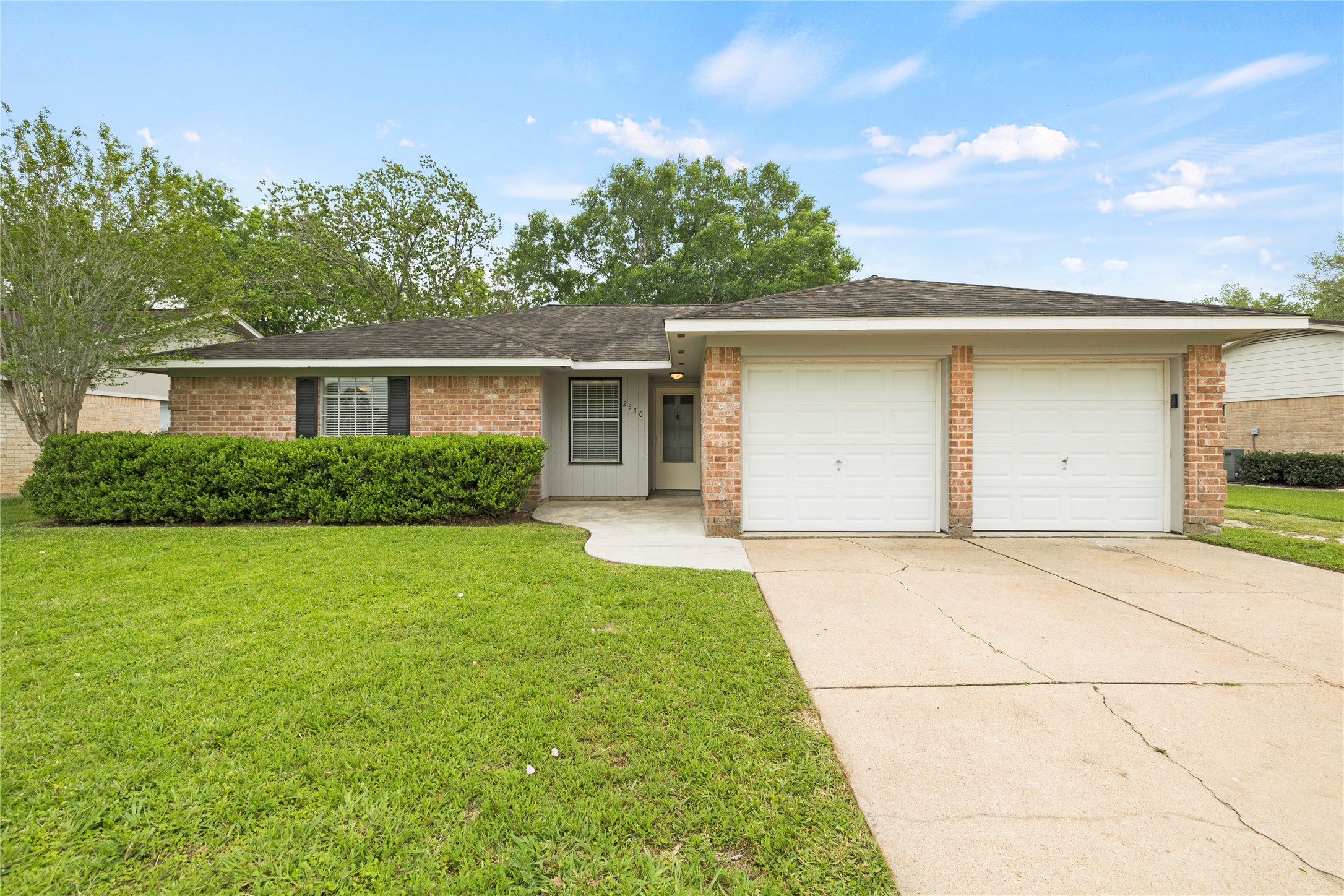 2530 Parkway Avenue Property Photo