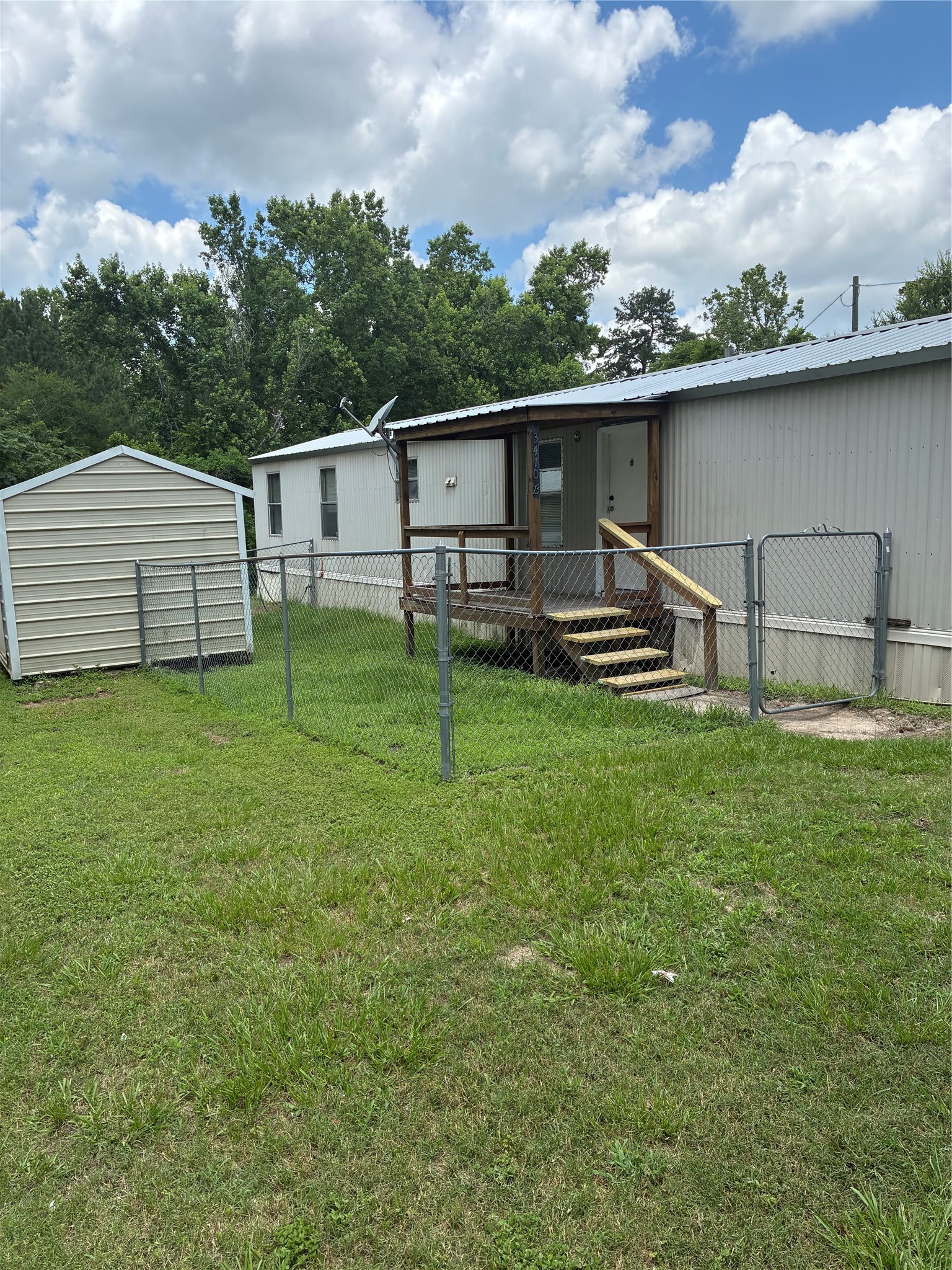 3410 State Hyw 75 South B Property Photo 2