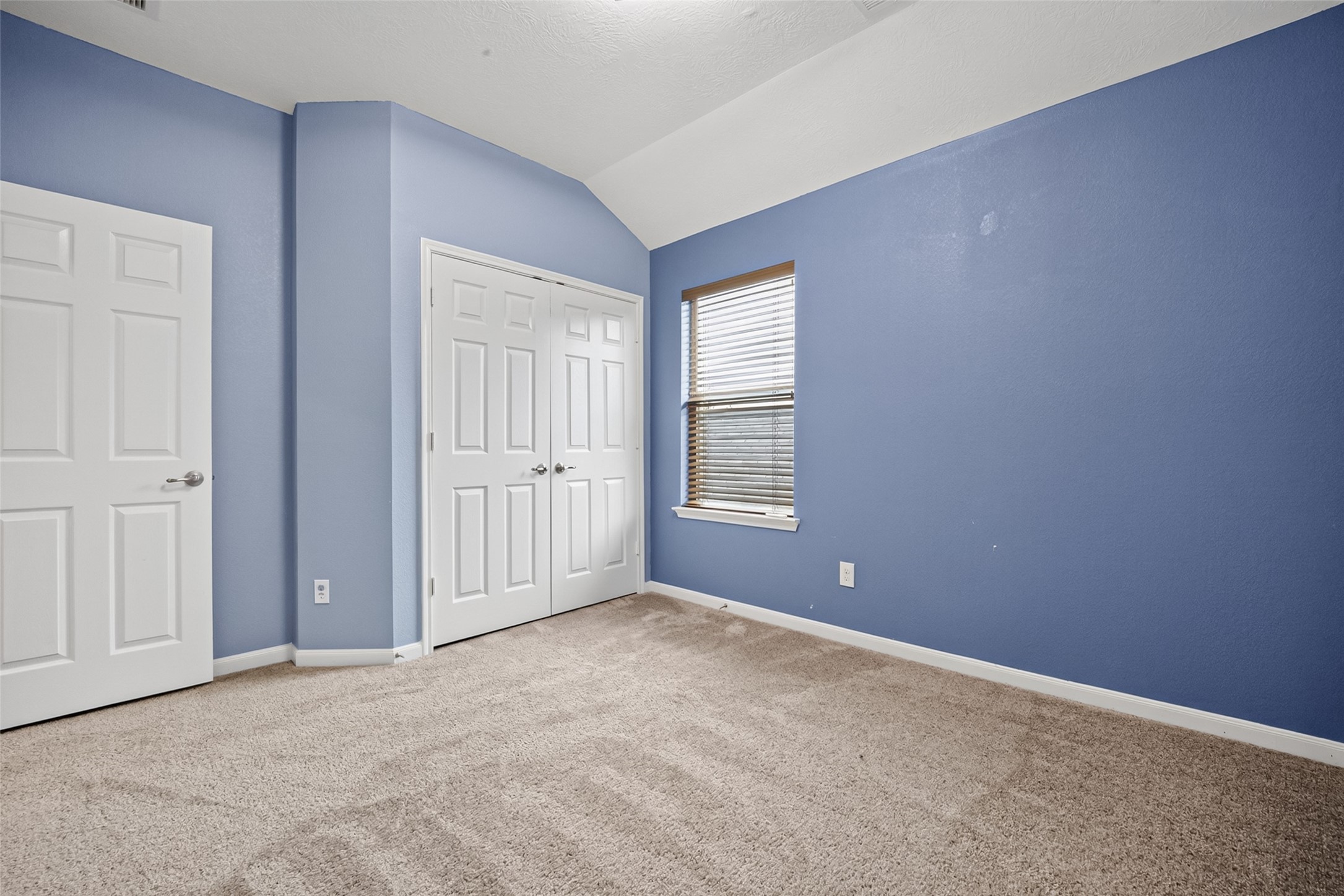 16419 Sheffield Run Drive Property Photo 32