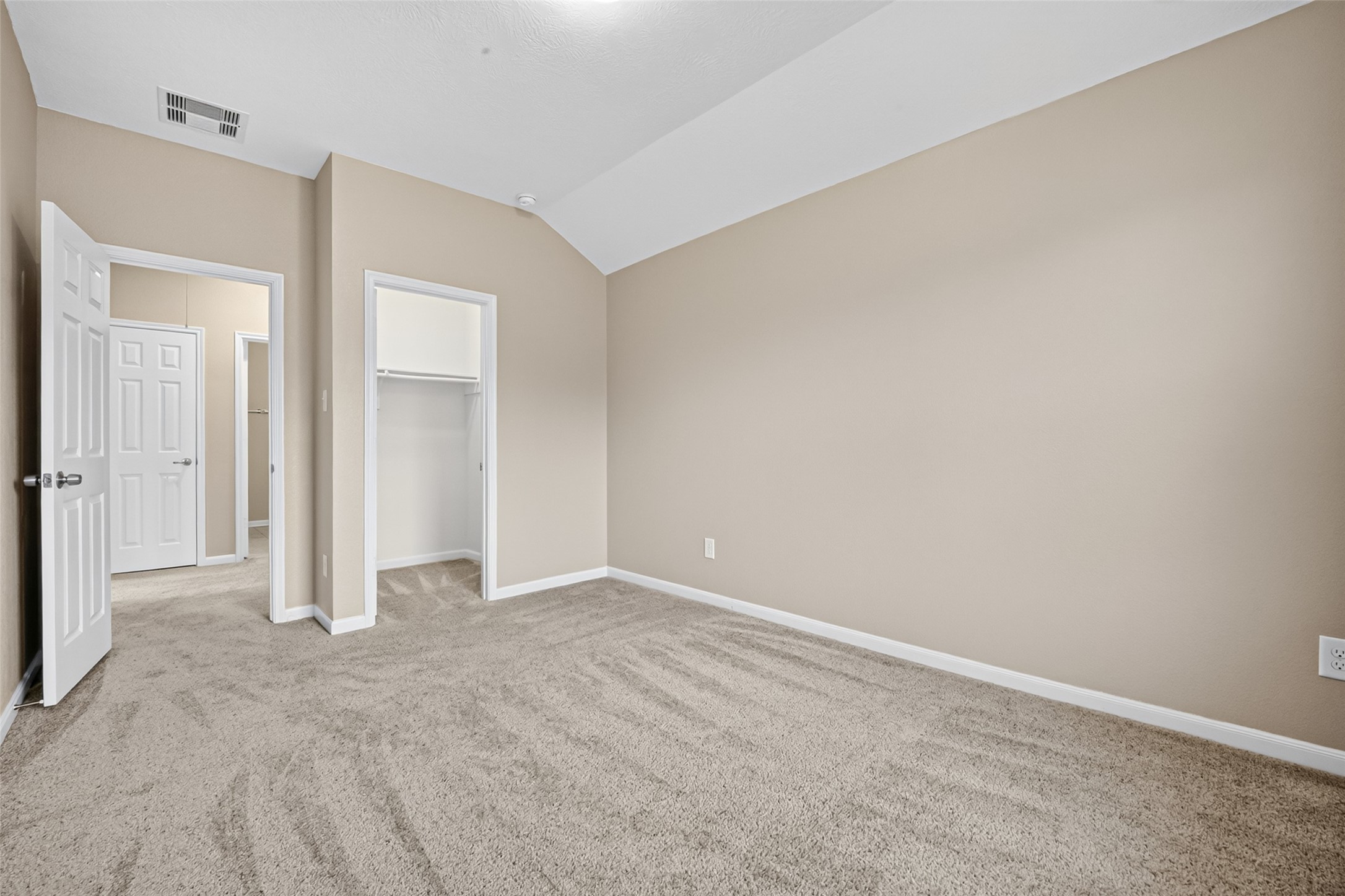 16419 Sheffield Run Drive Property Photo 38