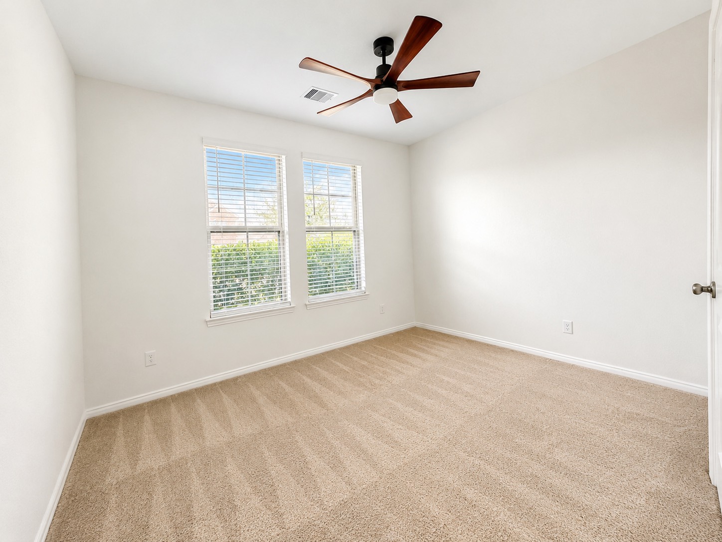 31307 Black Forest Crossing Property Photo 8