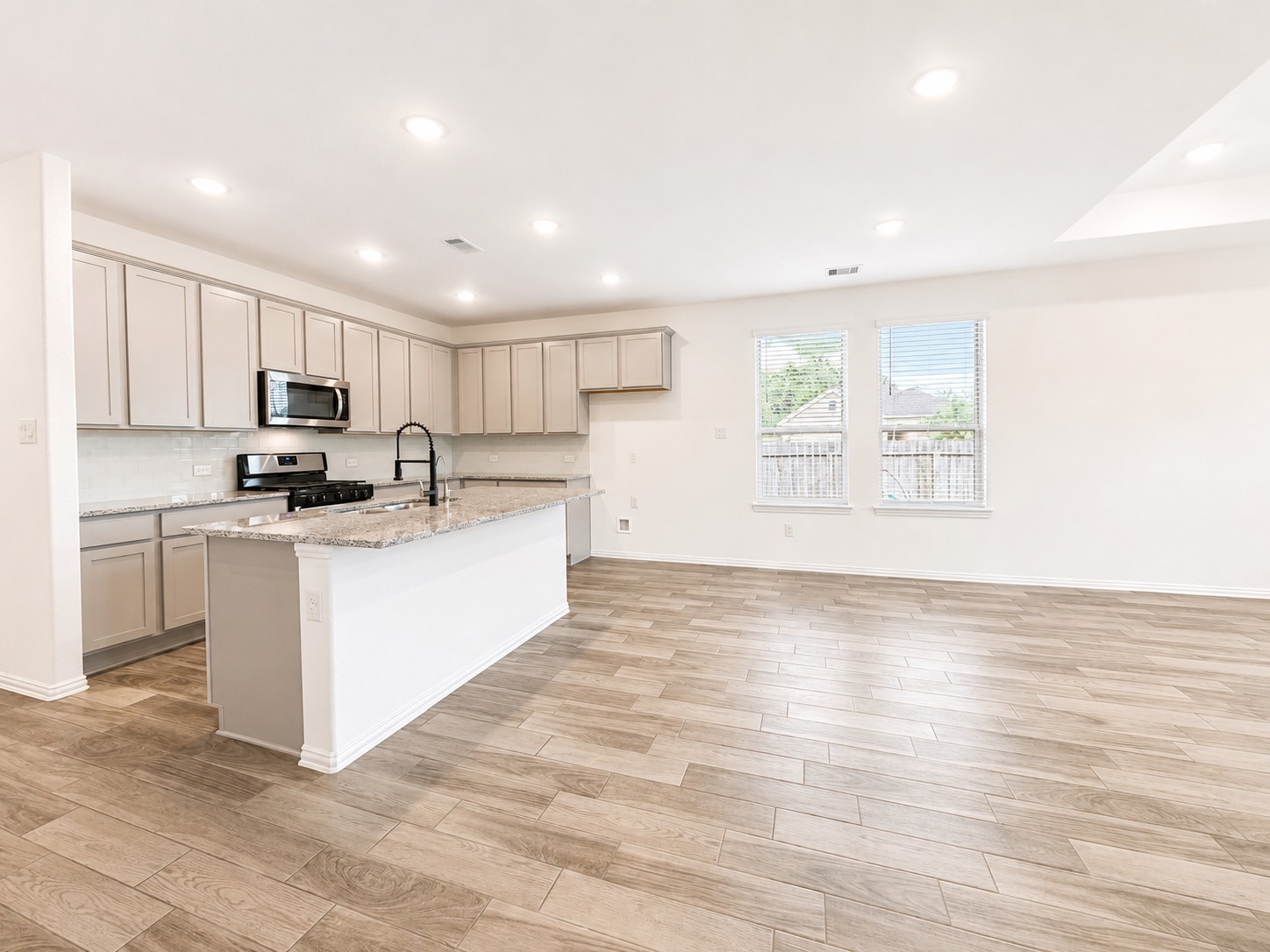 31307 Black Forest Crossing Property Photo 19