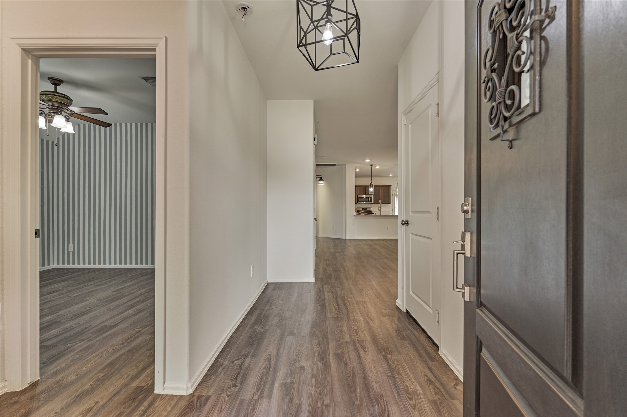 211 Garnett Street Property Photo 6
