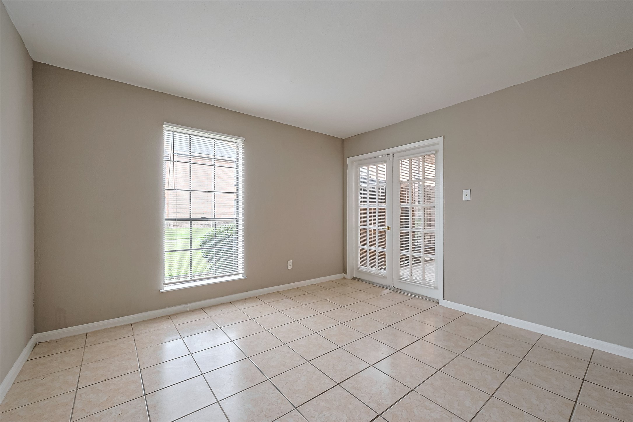 9090 S Braeswood Boulevard 43 Property Photo 5