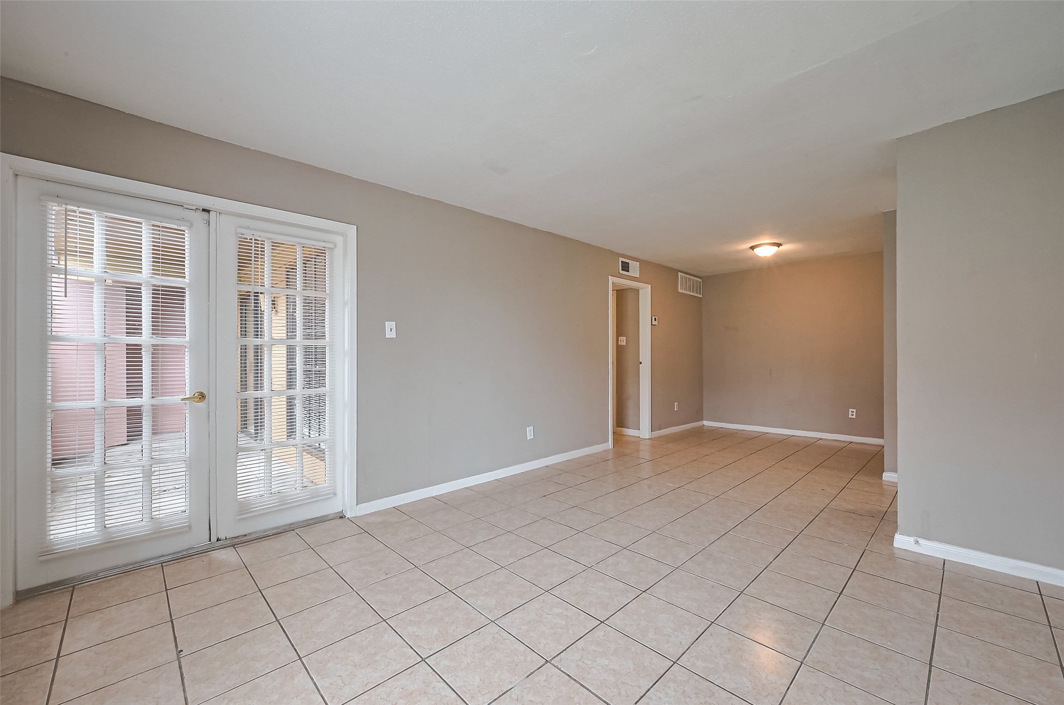 9090 S Braeswood Boulevard 43 Property Photo 6