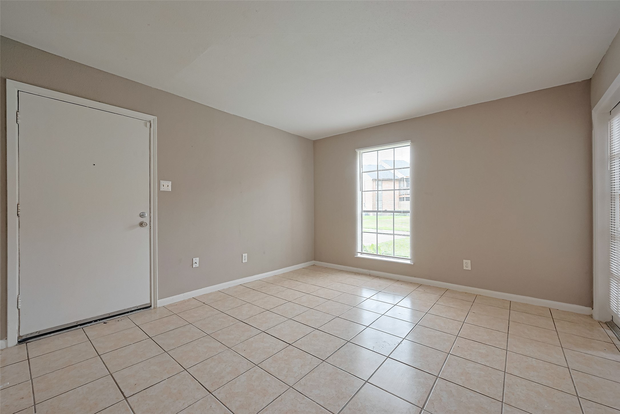 9090 S Braeswood Boulevard 43 Property Photo 8