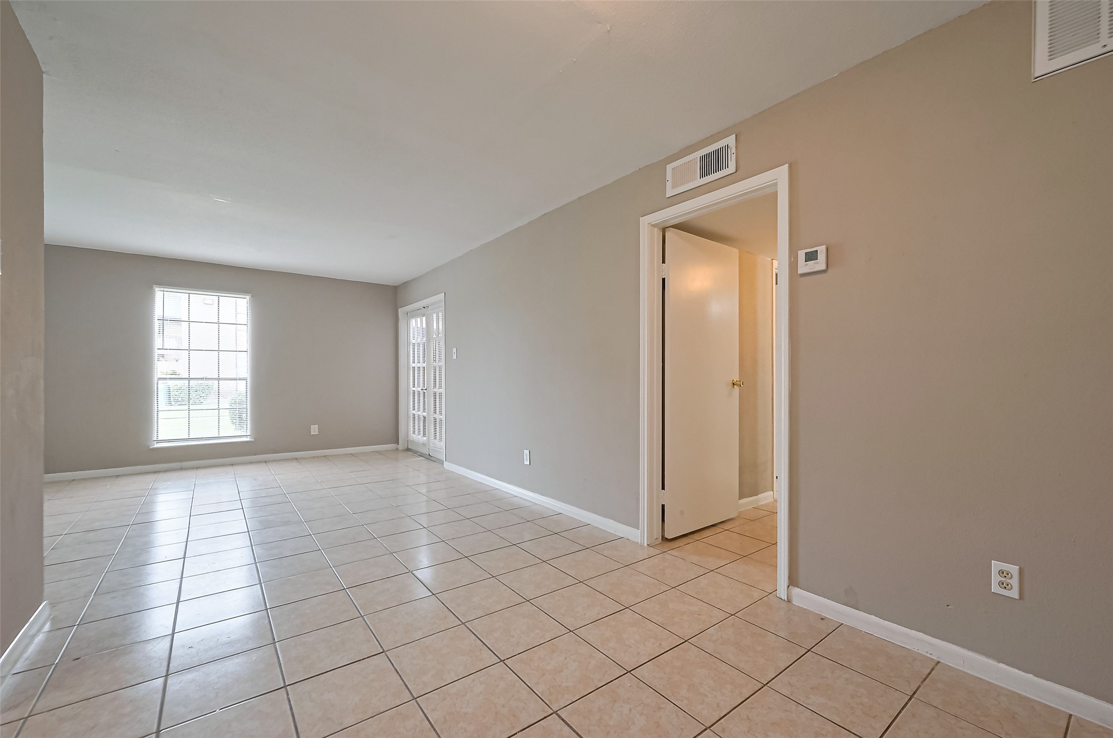 9090 S Braeswood Boulevard 43 Property Photo 11