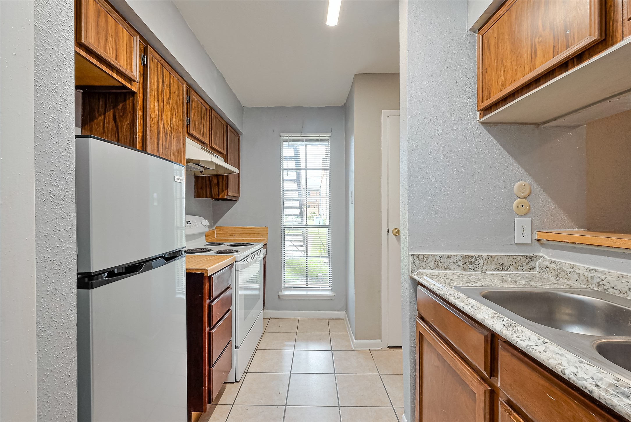 9090 S Braeswood Boulevard 43 Property Photo 20