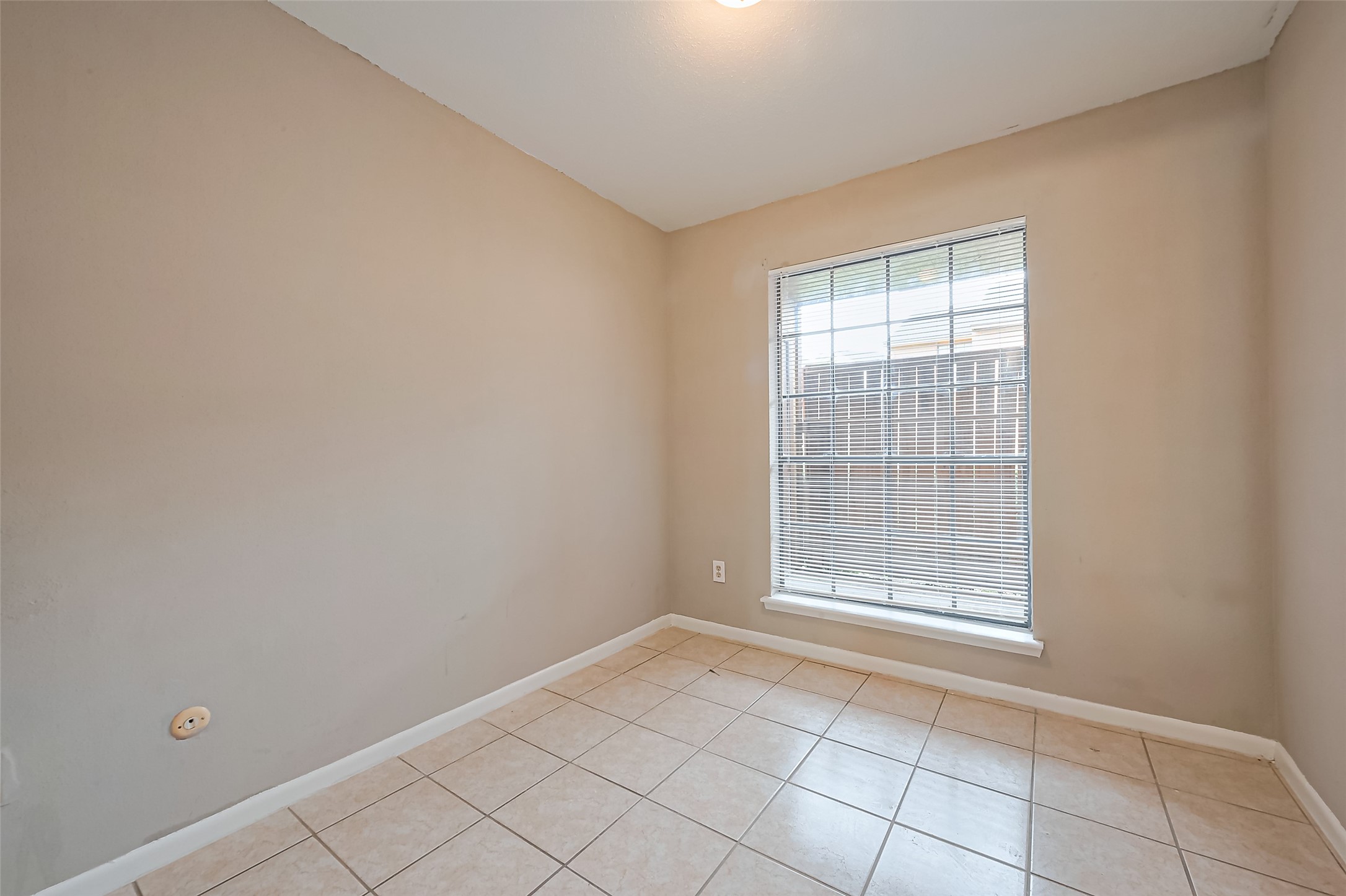 9090 S Braeswood Boulevard 43 Property Photo 23