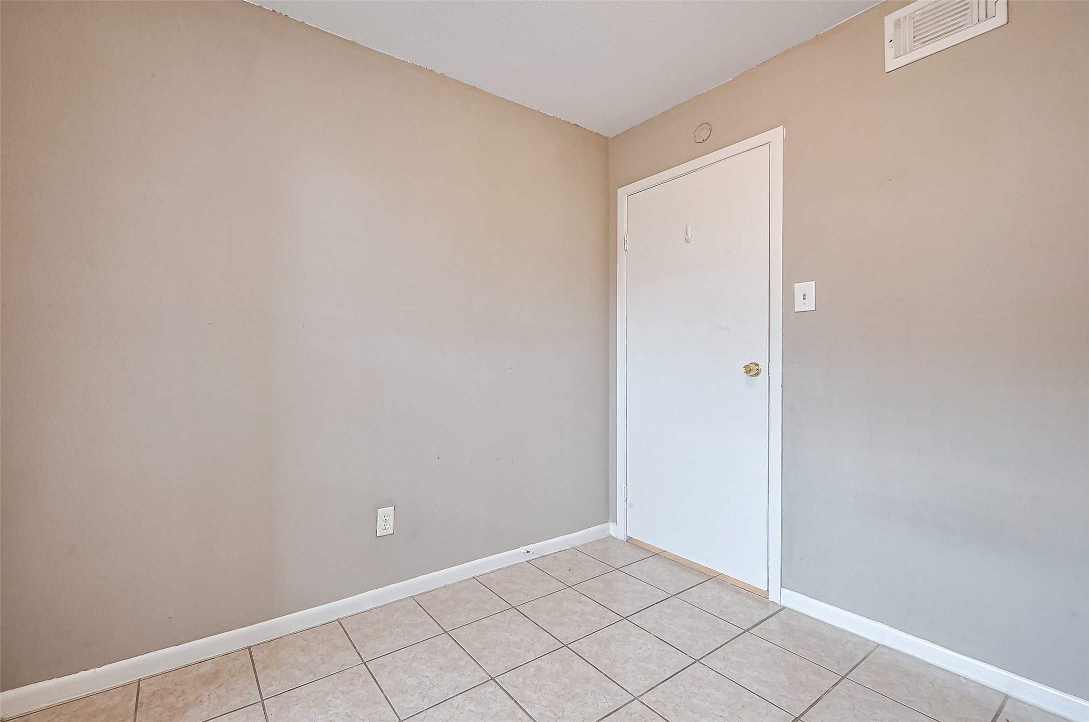 9090 S Braeswood Boulevard 43 Property Photo 25