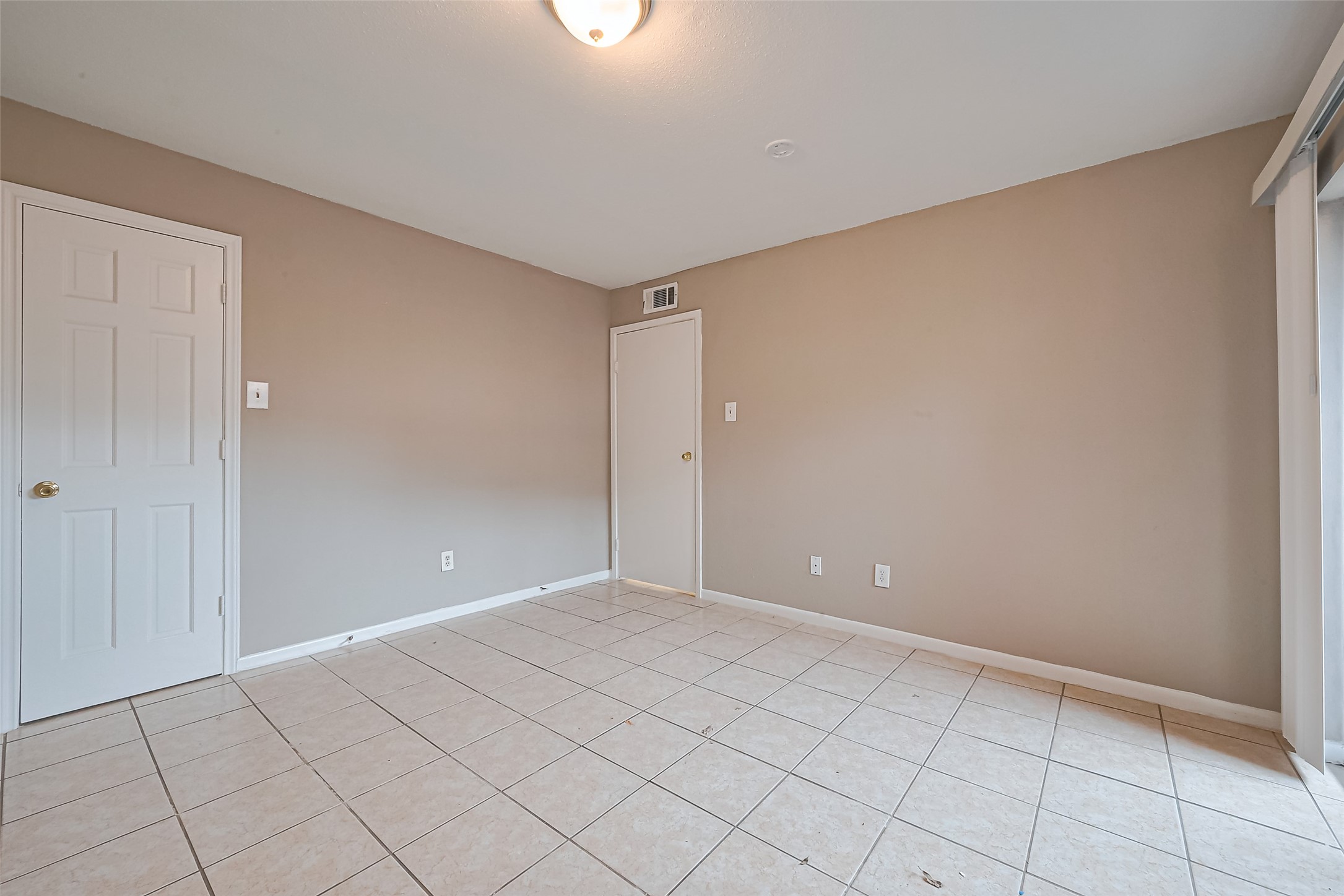 9090 S Braeswood Boulevard 43 Property Photo 28