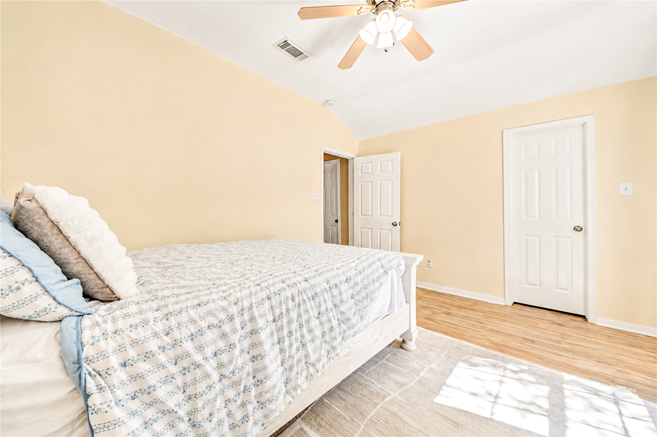 6315 Linfield Bluff Lane Property Photo 42