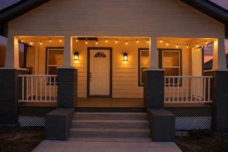 512 Threlkeld Street Property Photo 3