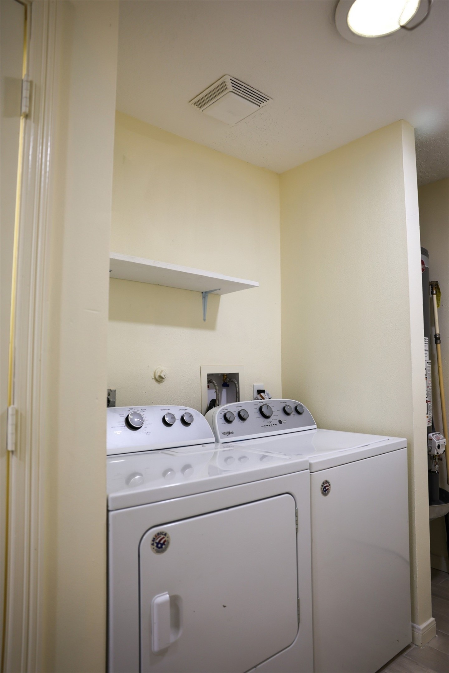 512 Threlkeld Street Property Photo 23