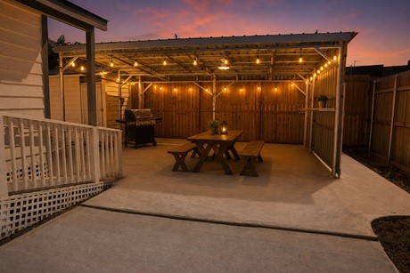 512 Threlkeld Street Property Photo 27