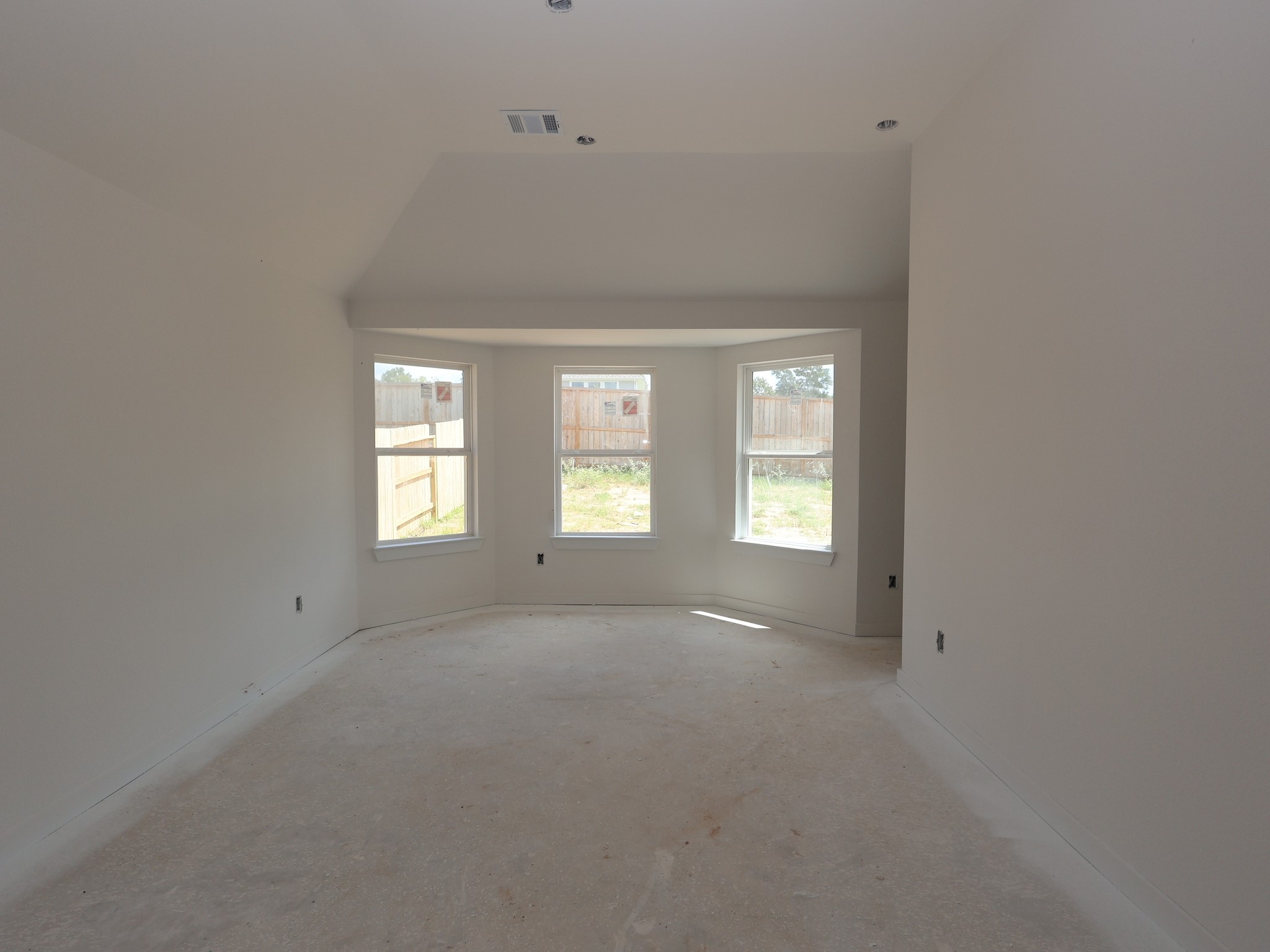 10611 Annex Avenue Property Photo 7