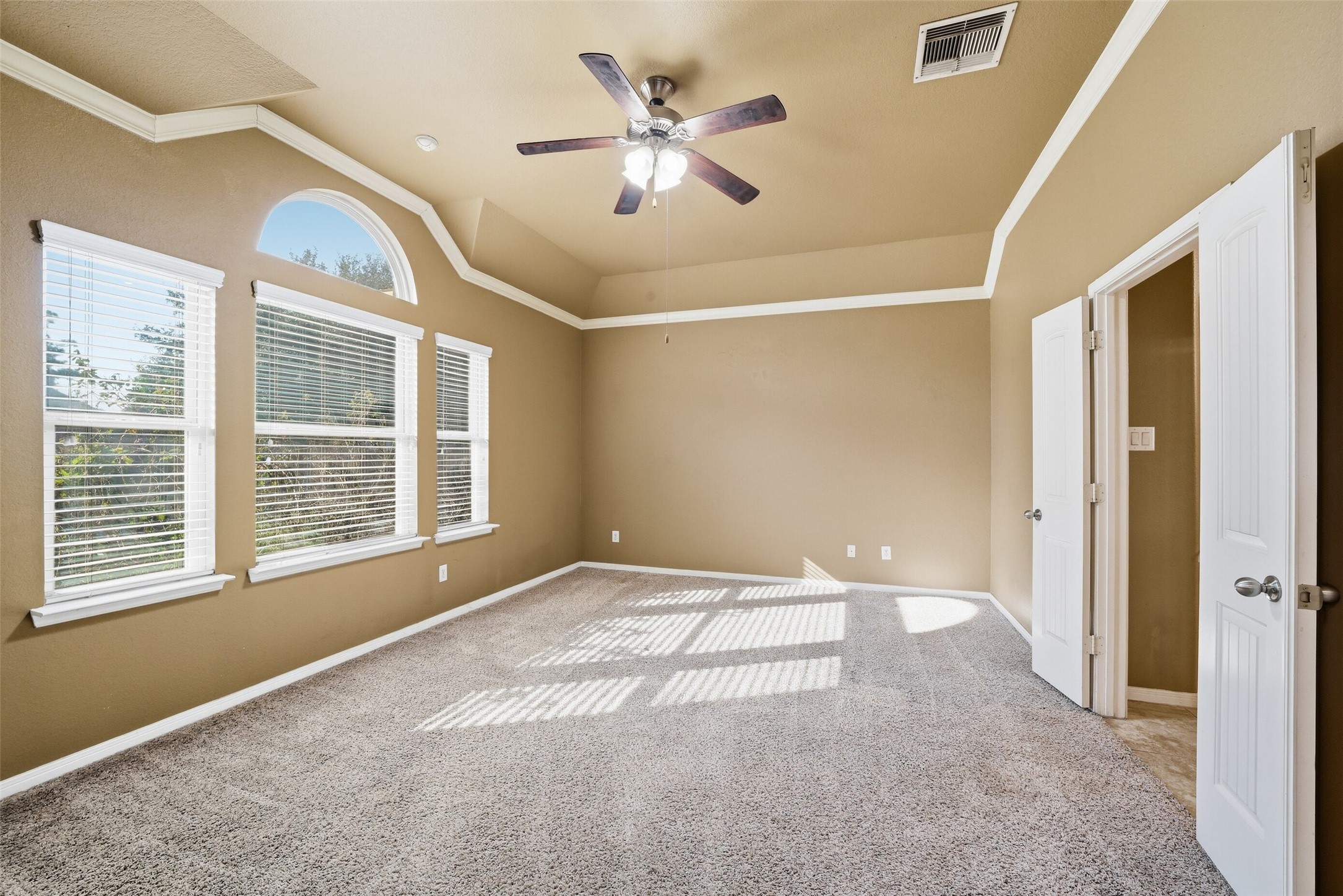 11318 Lantana Reach Drive Property Photo 18
