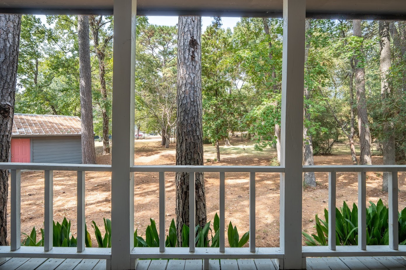565 Timber Bay Drive Property Photo 8
