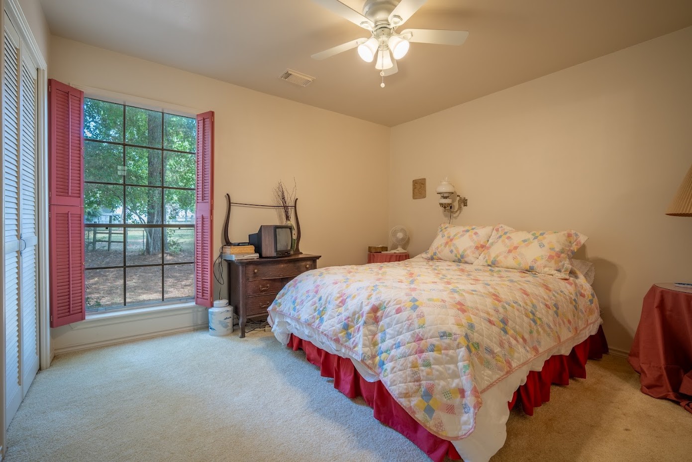 565 Timber Bay Drive Property Photo 22
