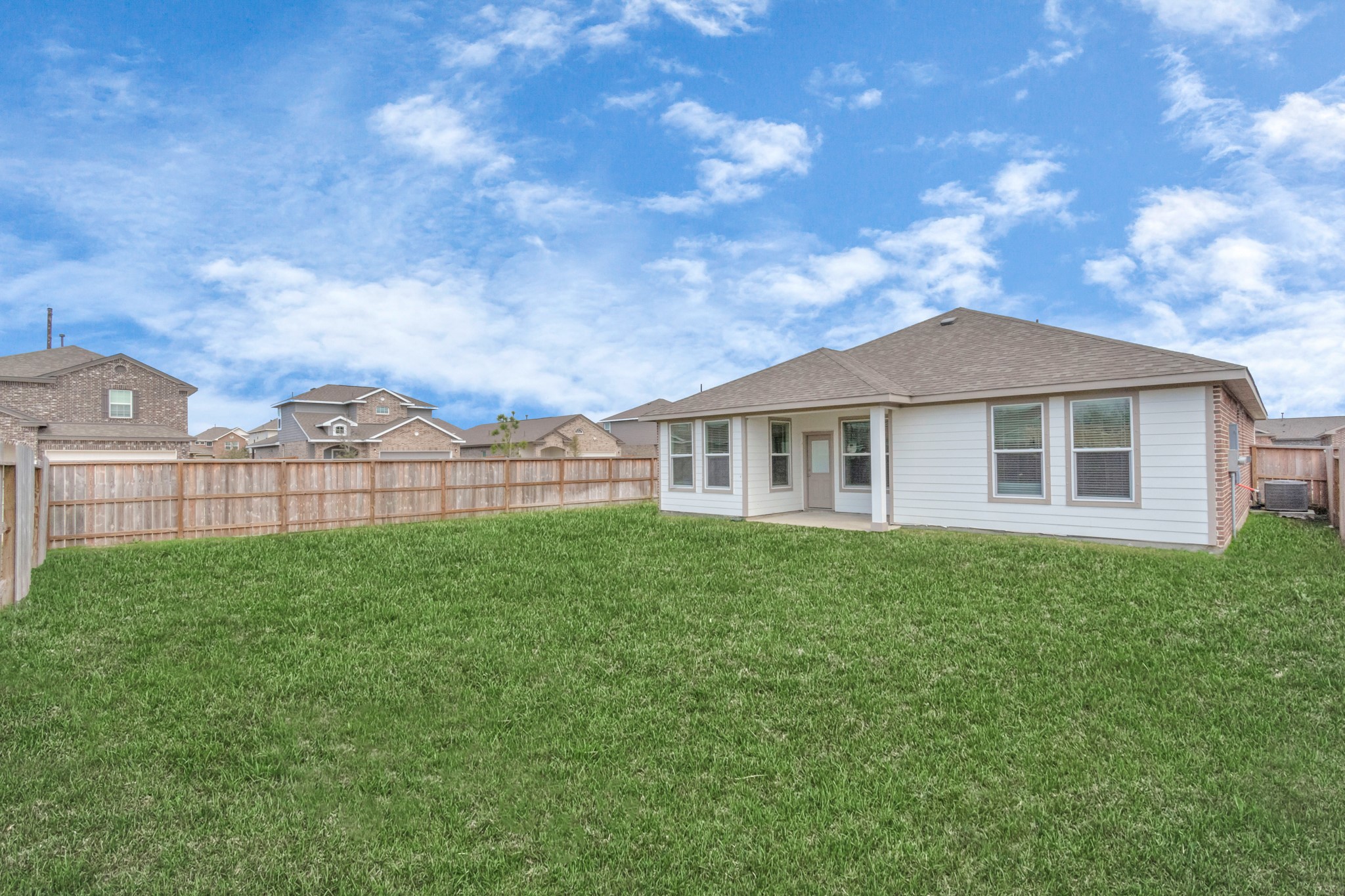 10642 Cascade Creek Drive Property Photo 3