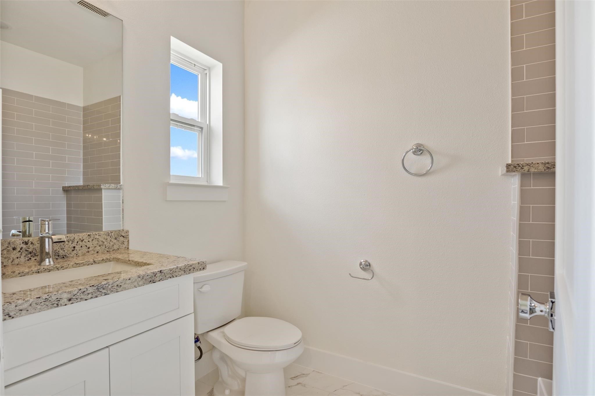 1928 Purswell Road Property Photo 24