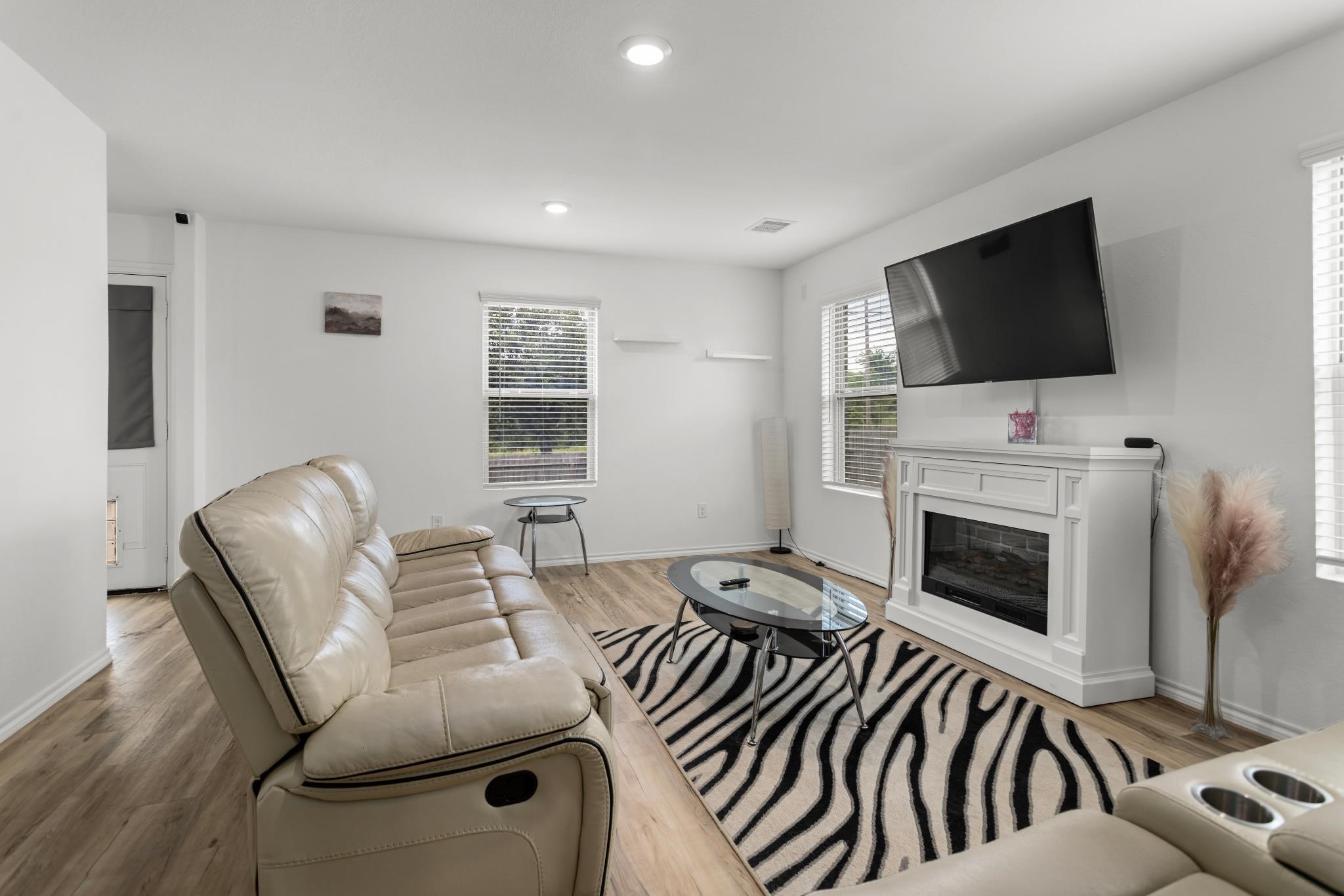 10933 S Lake Mist Lane Property Photo 4